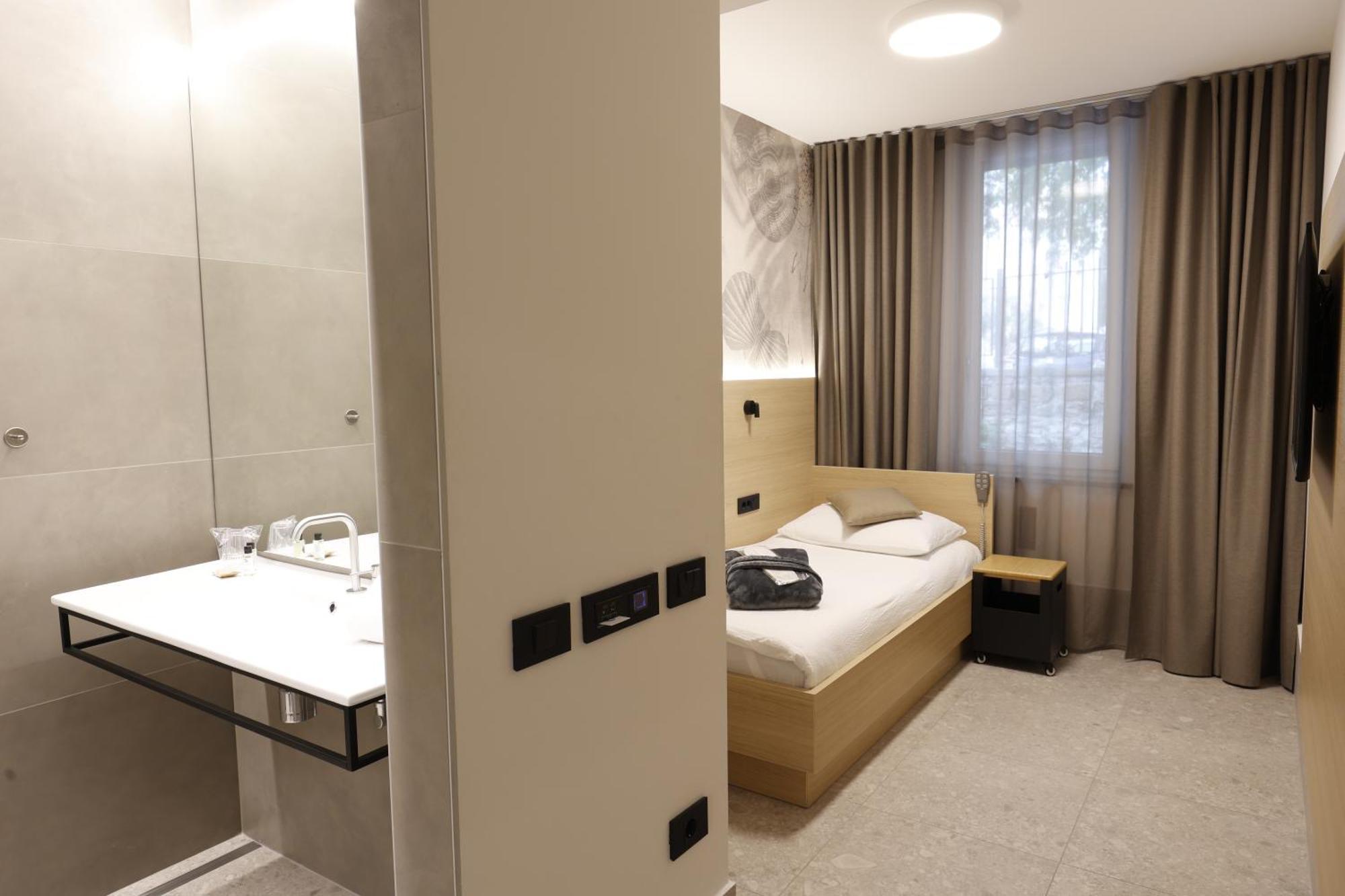 Single Room Disability Access