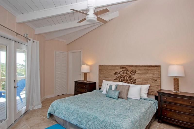 King Room Lagoon & Ocean Views