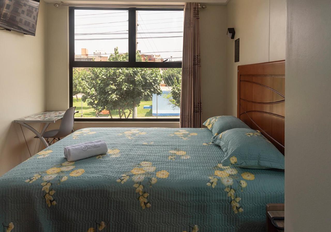 Habitación Doble con vistas al jardín