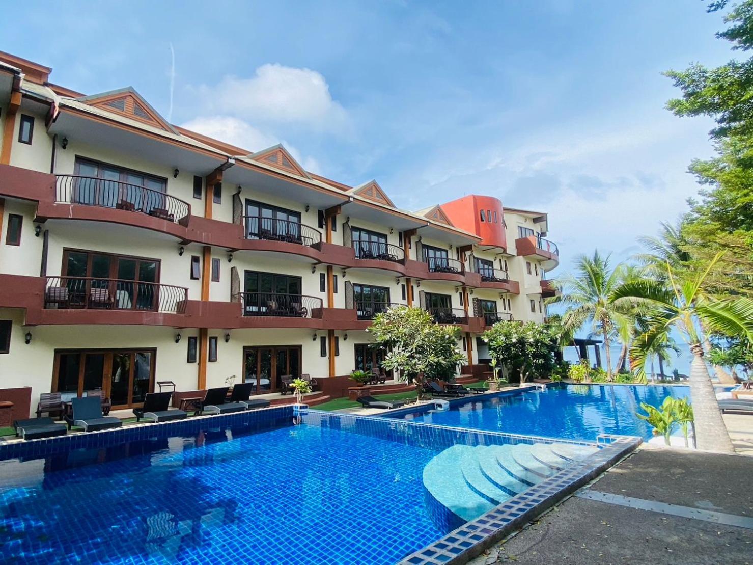 Superior Double or Twin Room Pool View