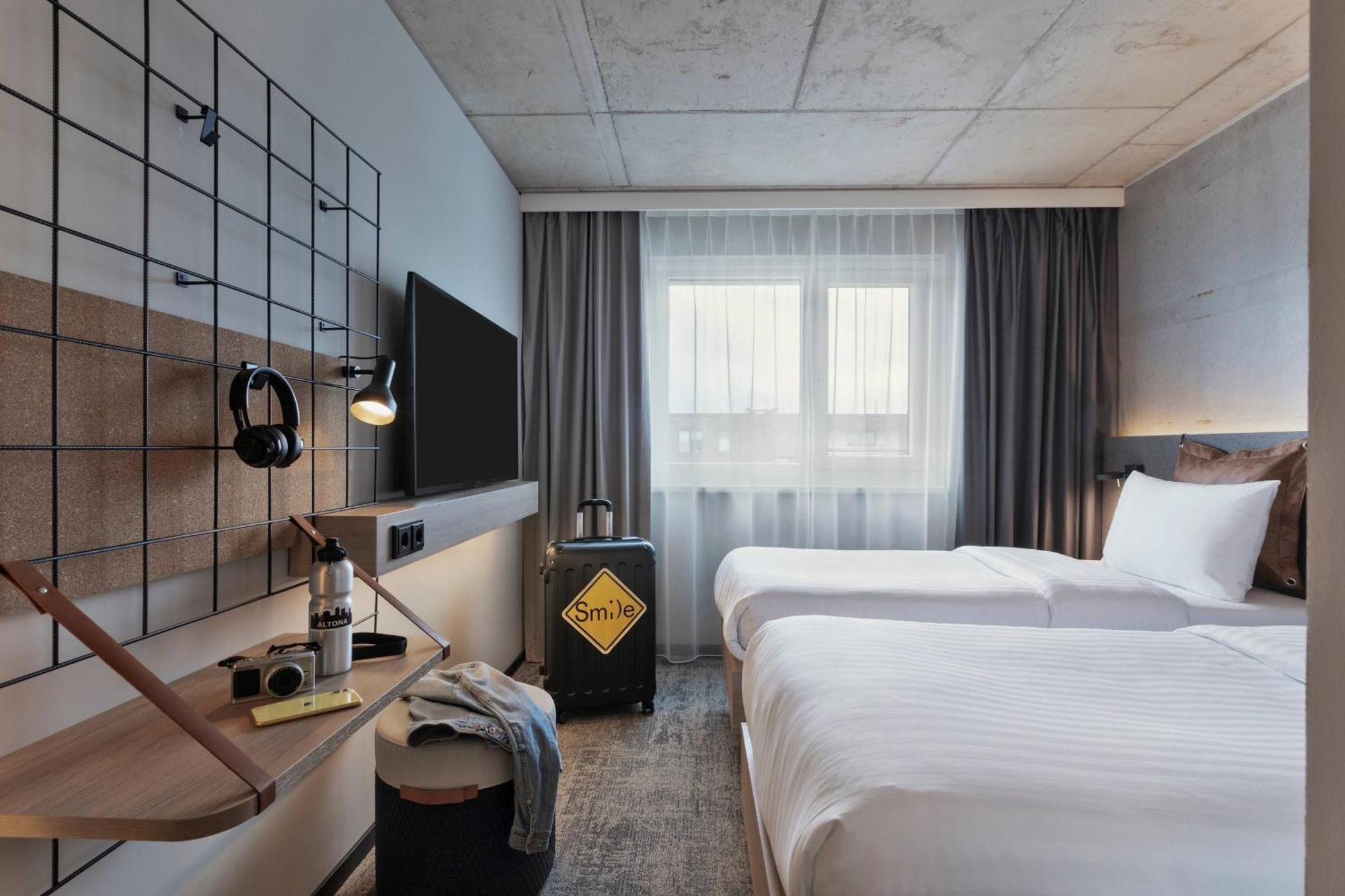 Moxy Sleeper Twin Room