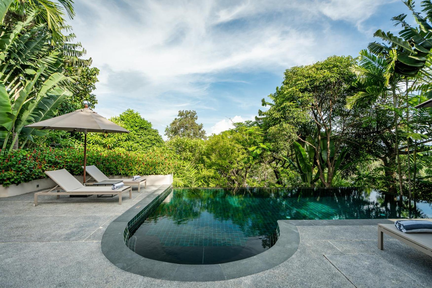 Grand Villa Basil