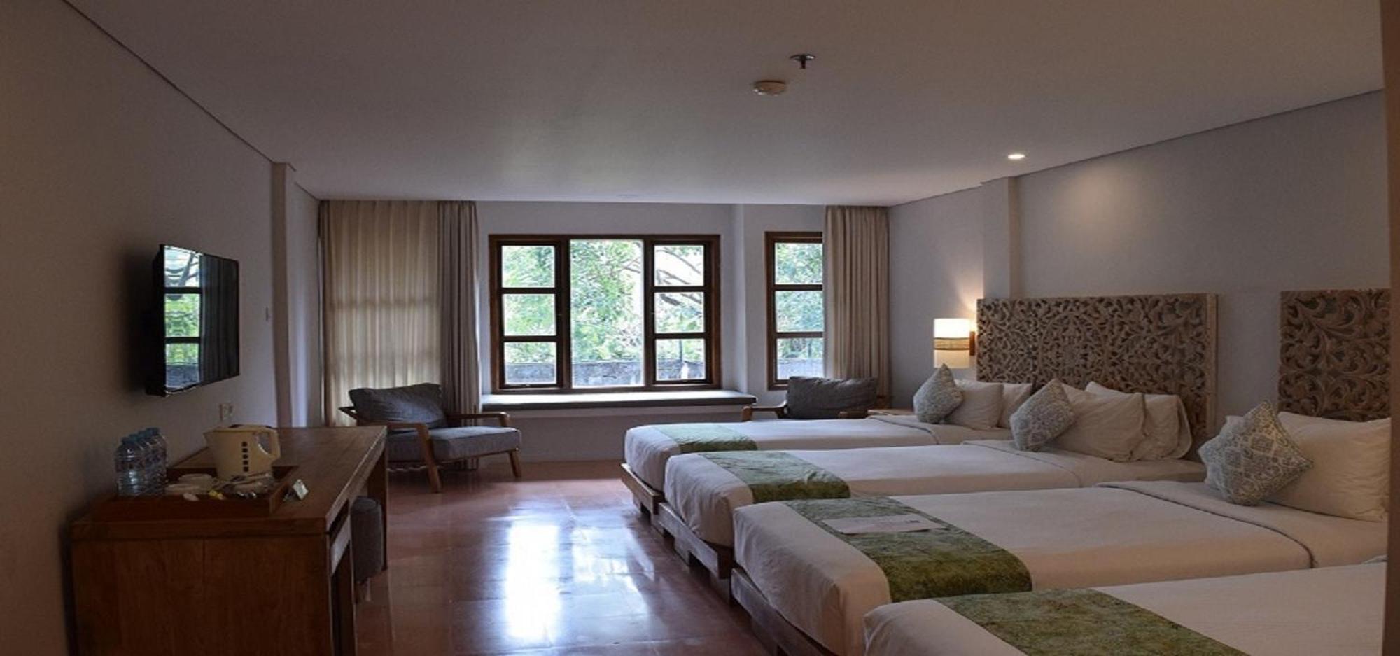 Alam Quadruple Room