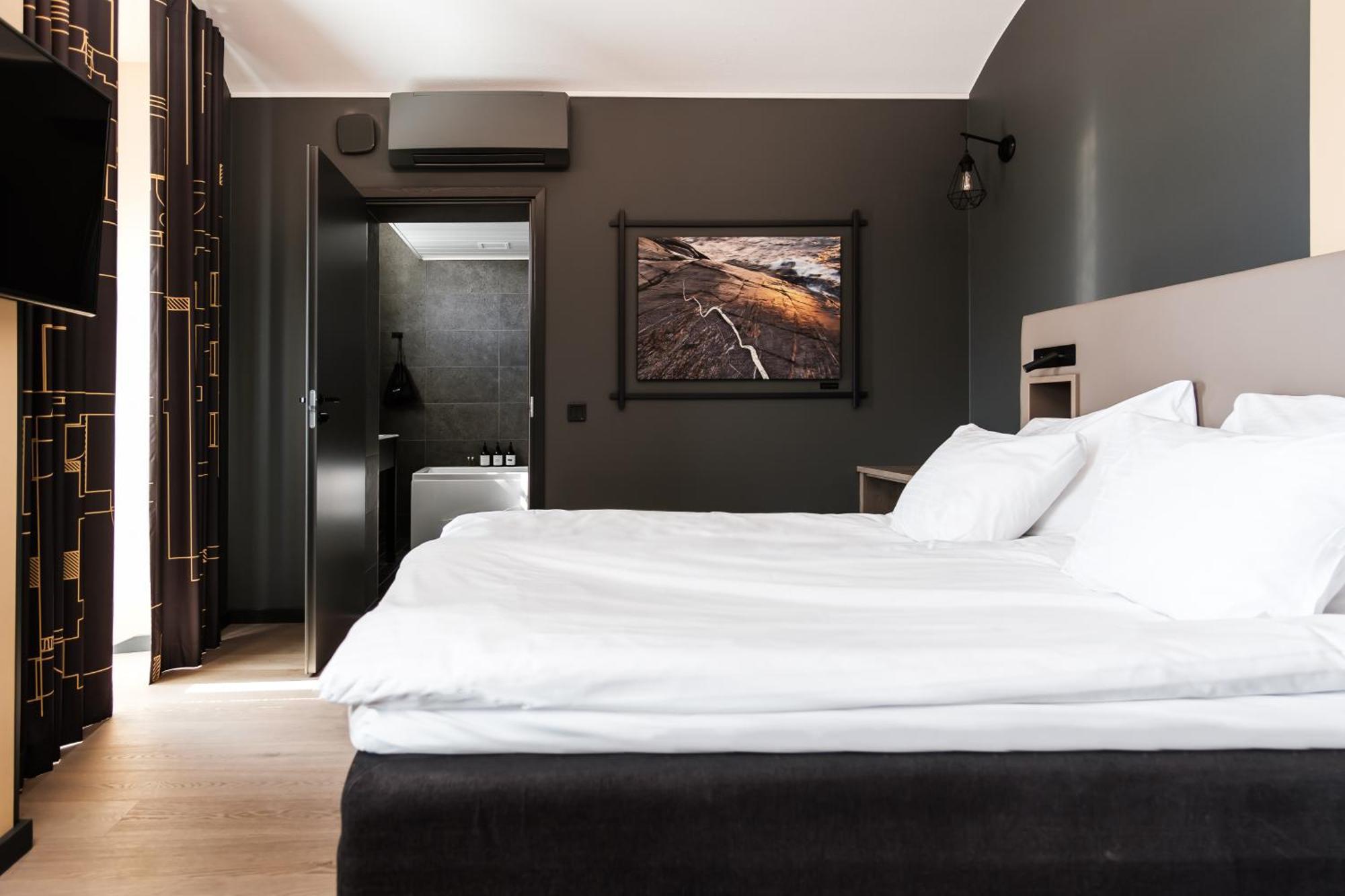 Standard Twin Room,1545728704:JPEG