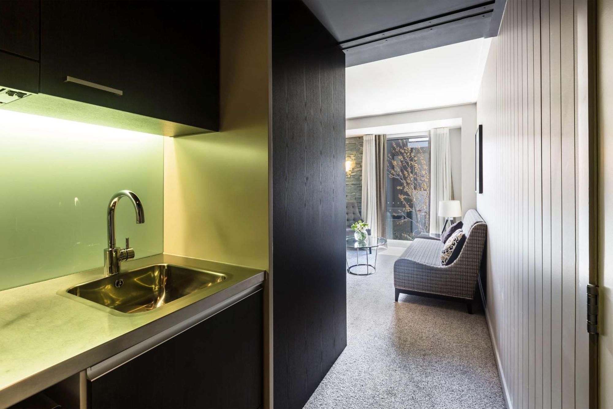 Twin Room Kitchenette