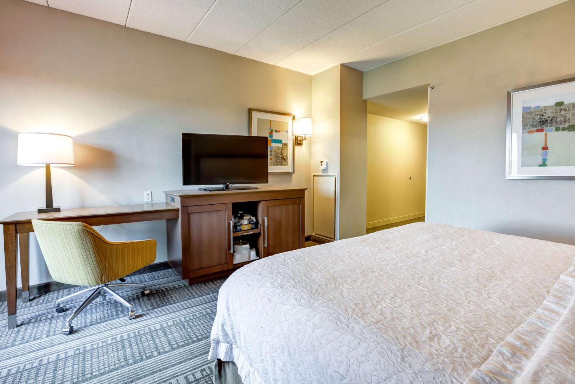 Queen Room Two Queen Beds Roll Shower Disability Access or Non-Smoking