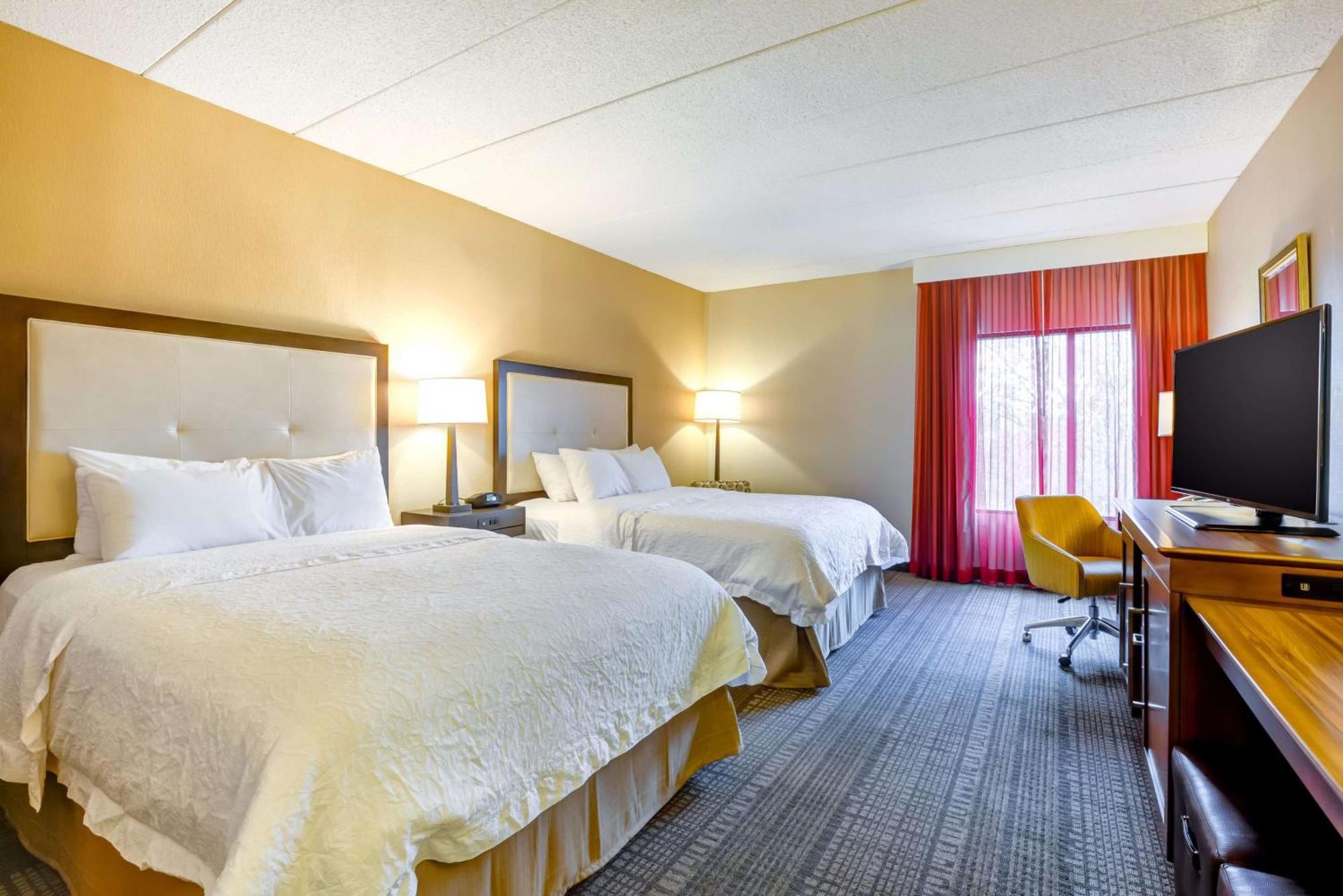 Queen Room Two Queen Beds