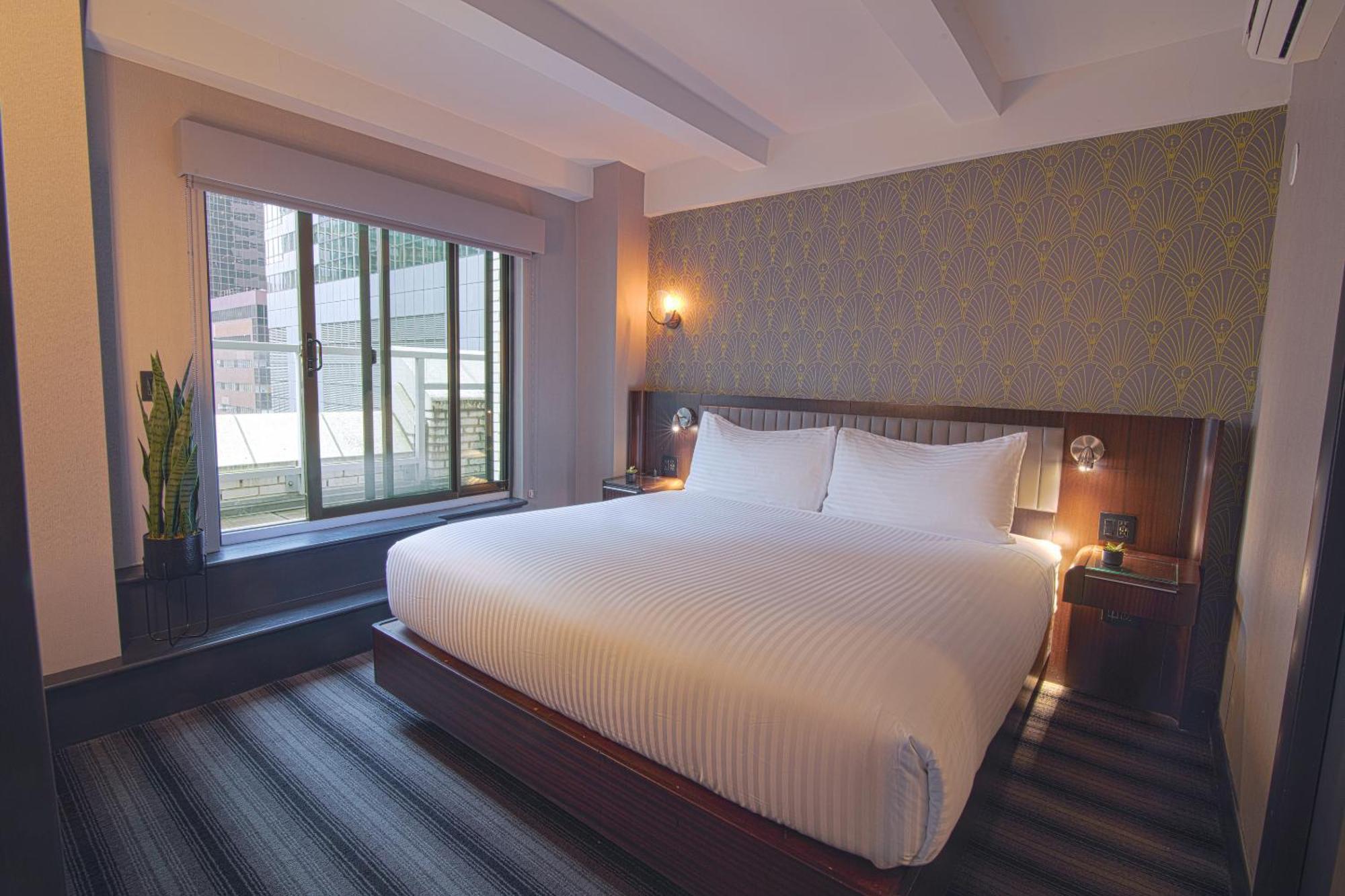 Signature Room Terrace,1557035437:JPEG
