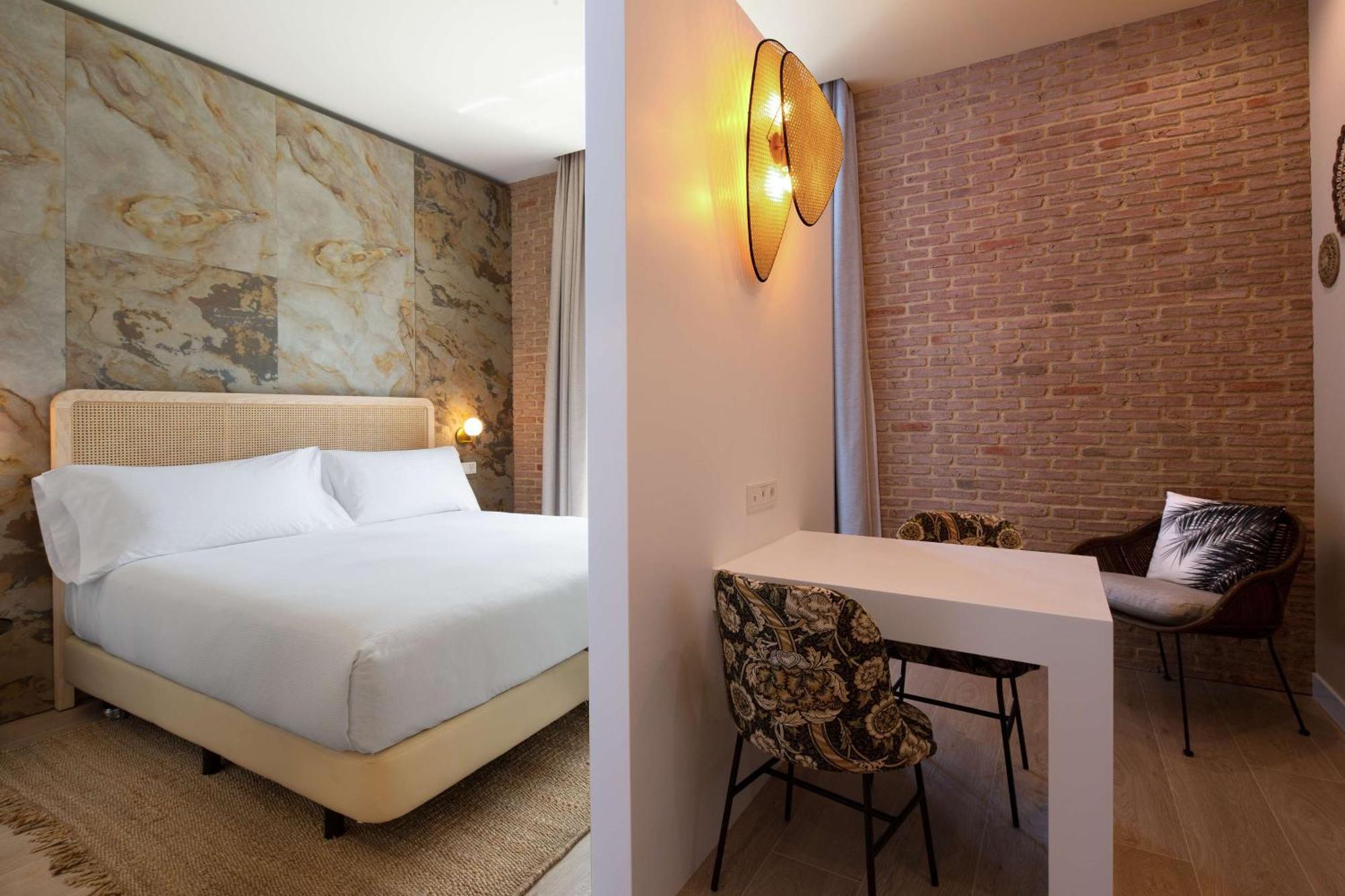 Zimmer mit Kingsize Bett