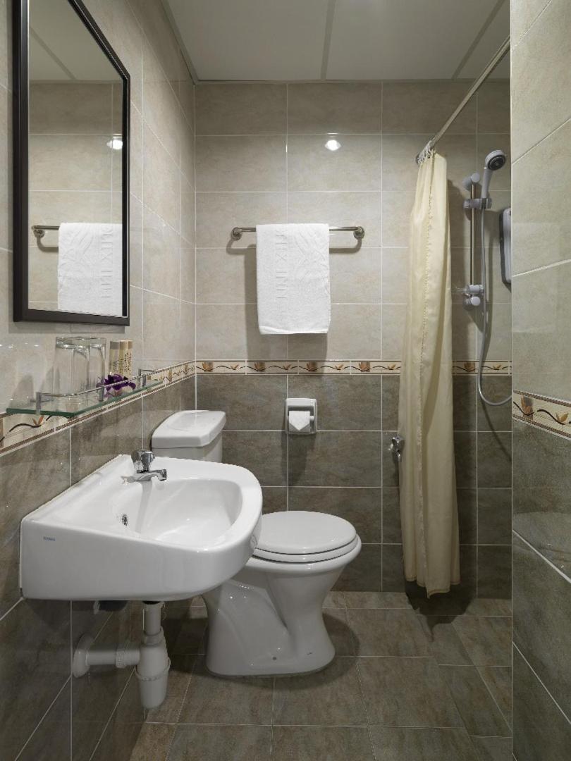 Standard Twin Room No Window