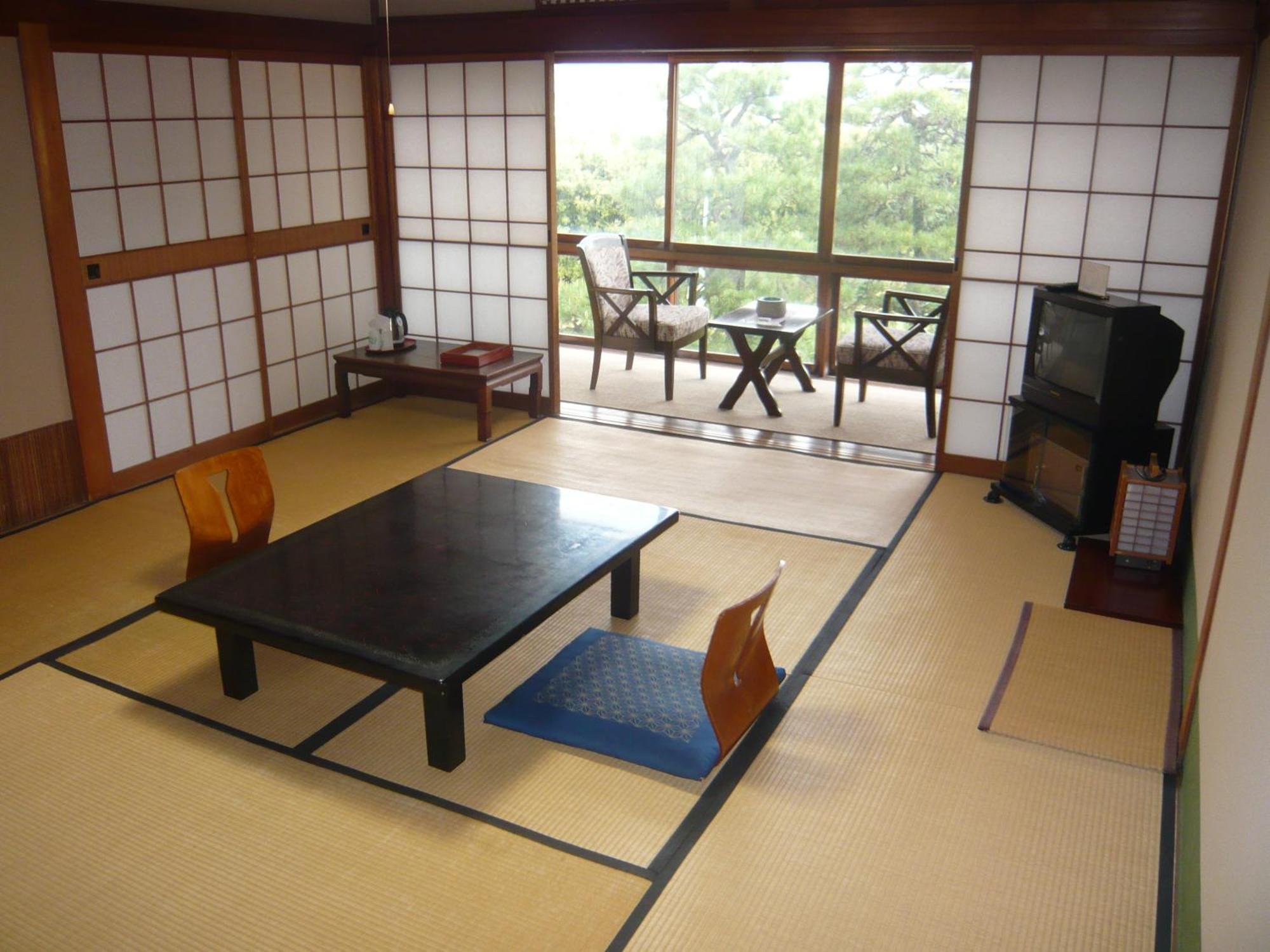 Japanese-Style Superior Room
