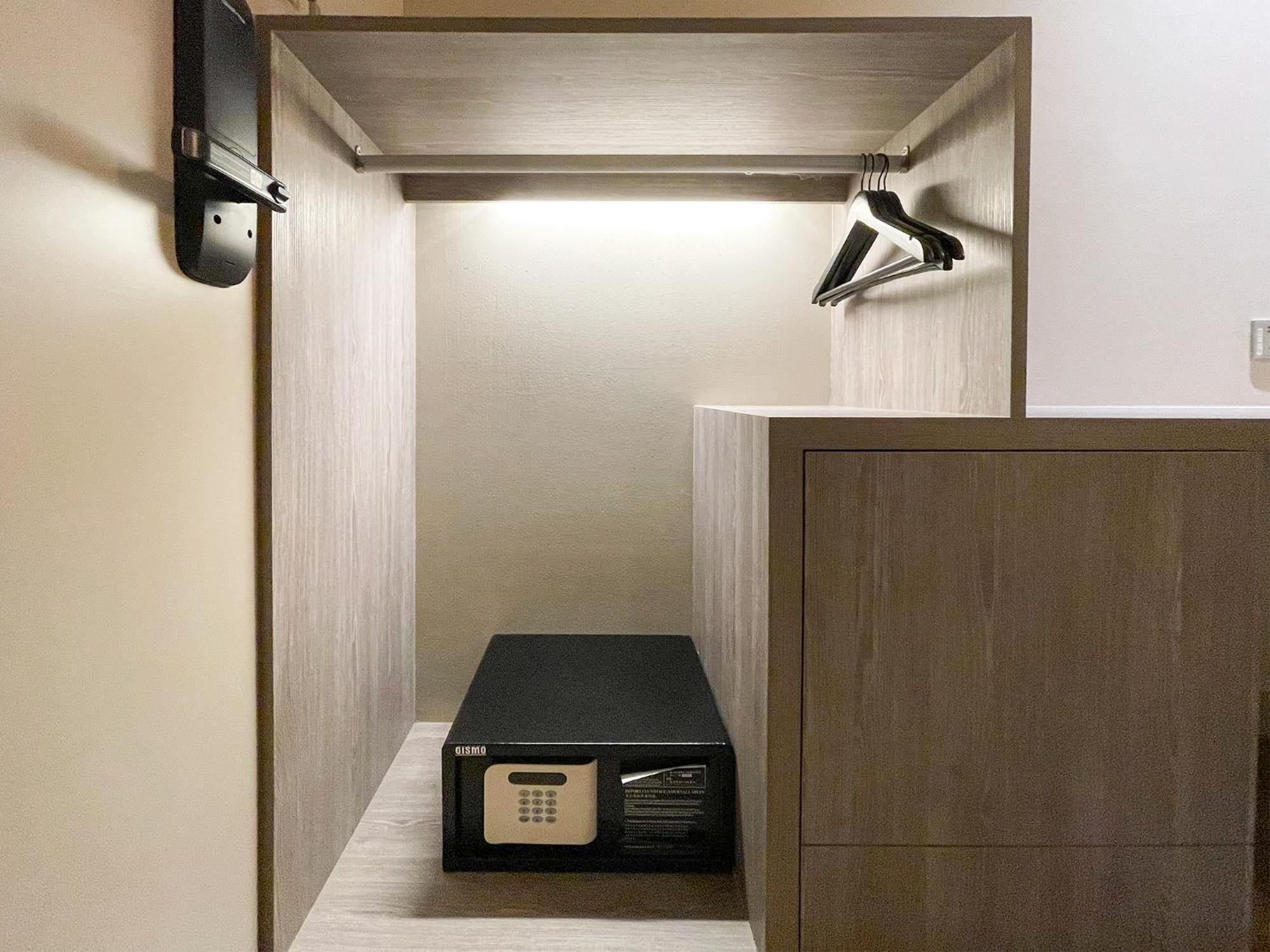 Cabin M Twin