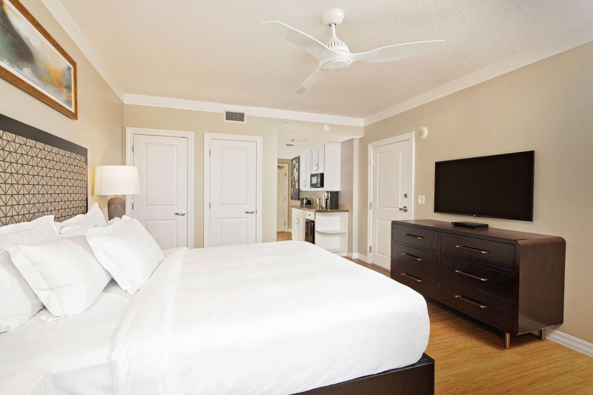 Studio One King Bed Hearing Accessible