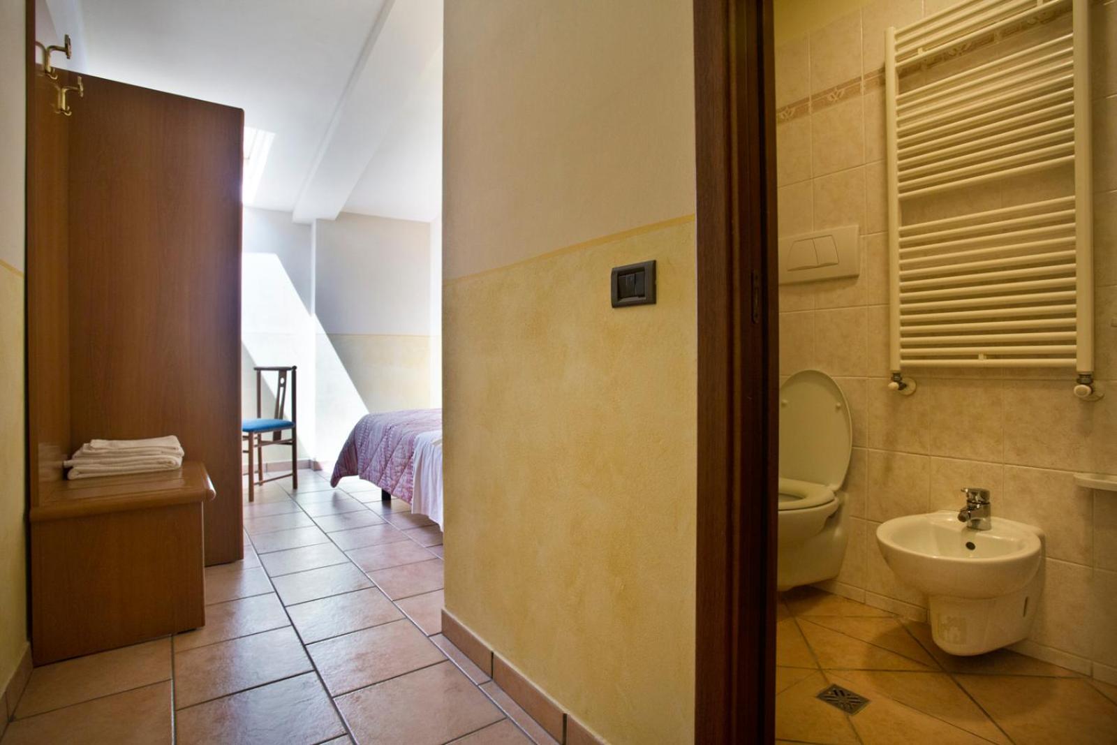 Classic Single Room