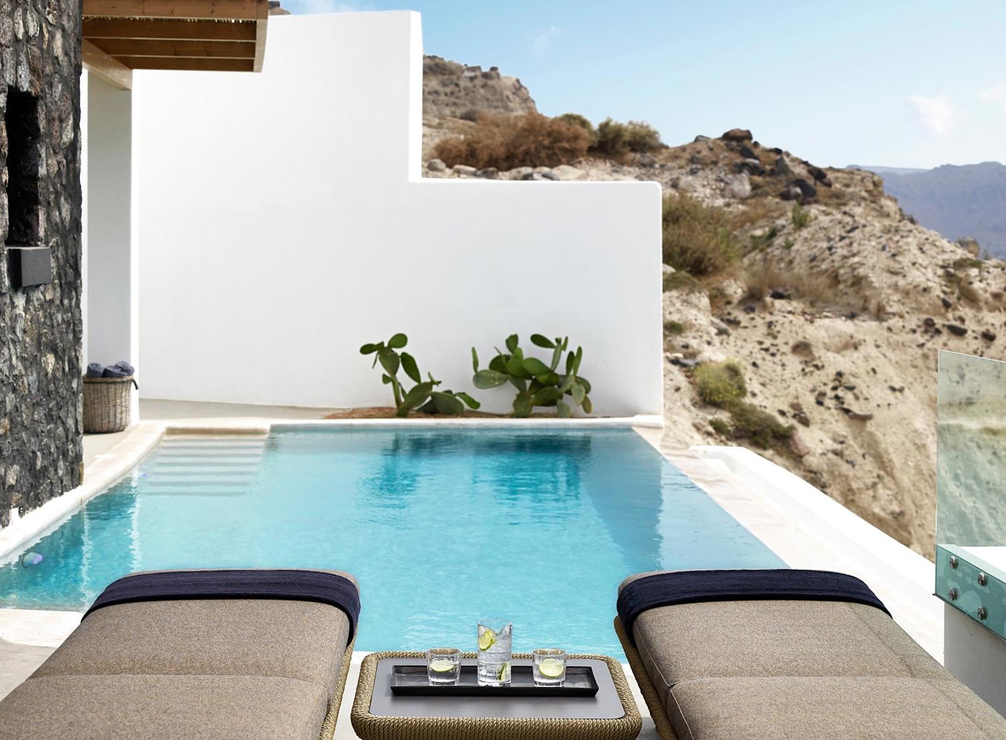 Sunset & Sea View Suite Pool & Jacuzzi