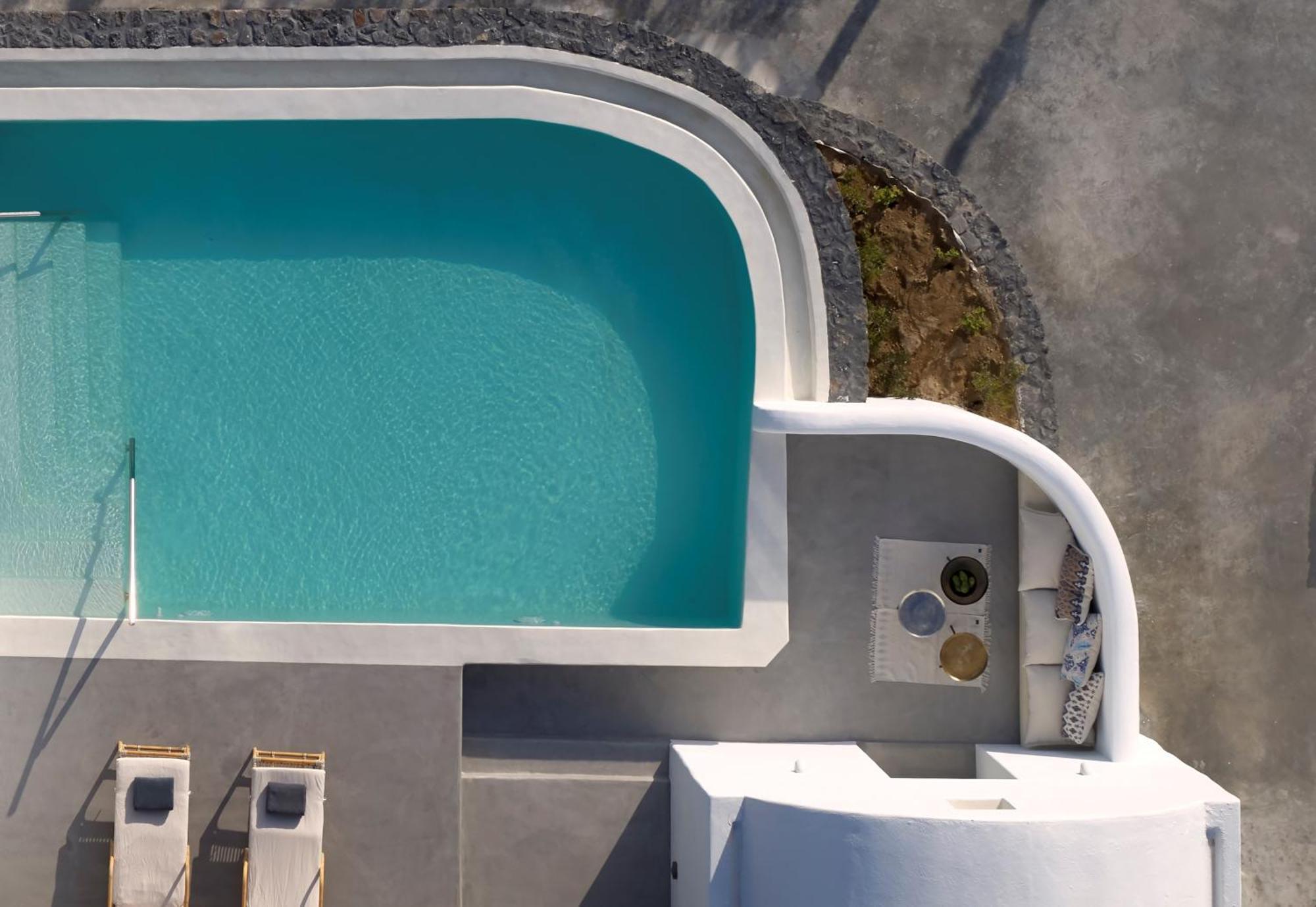 Two Bedrooms Sunset & Sea View Suite Pool