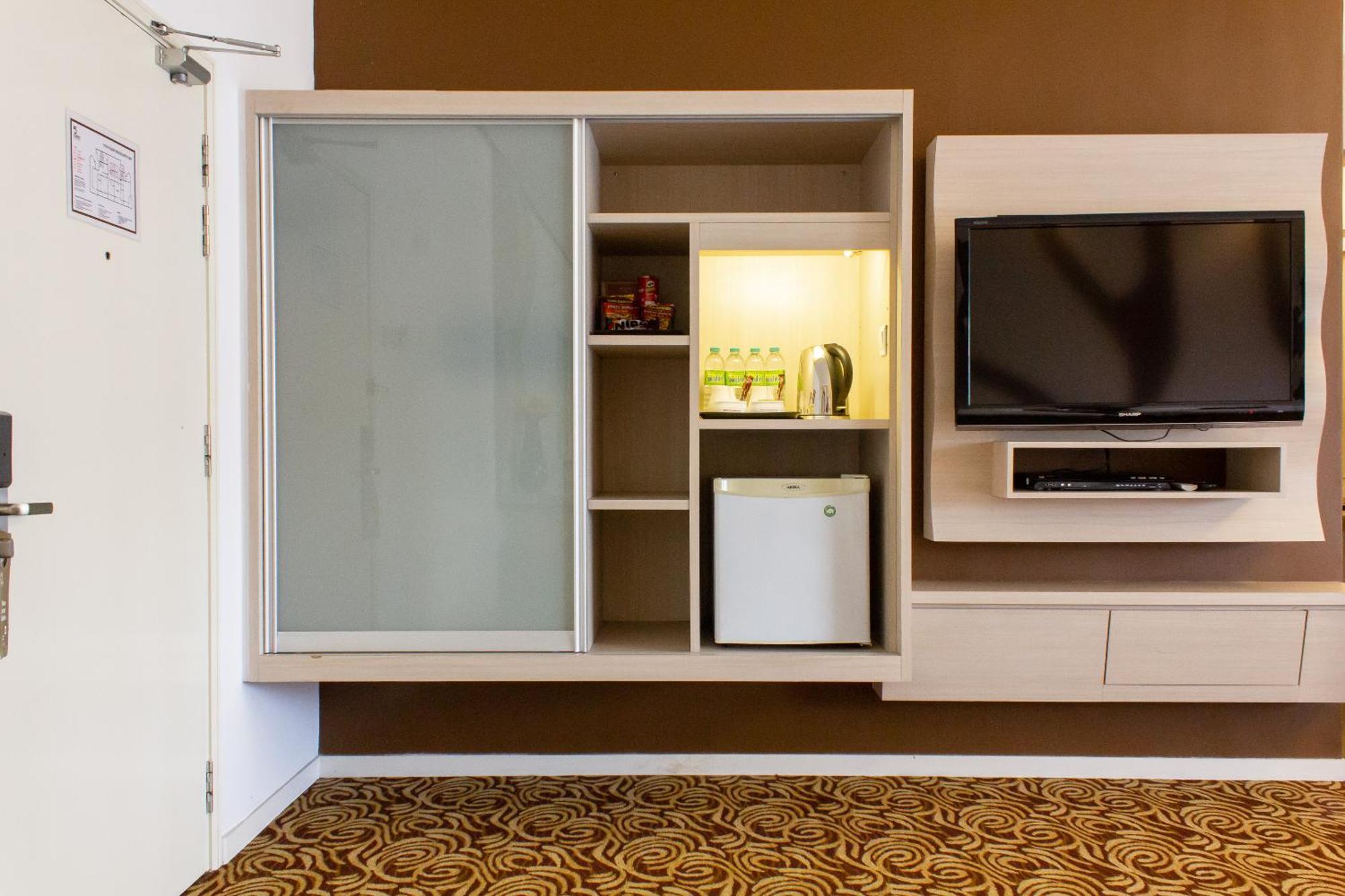 Deluxe Queen Suite