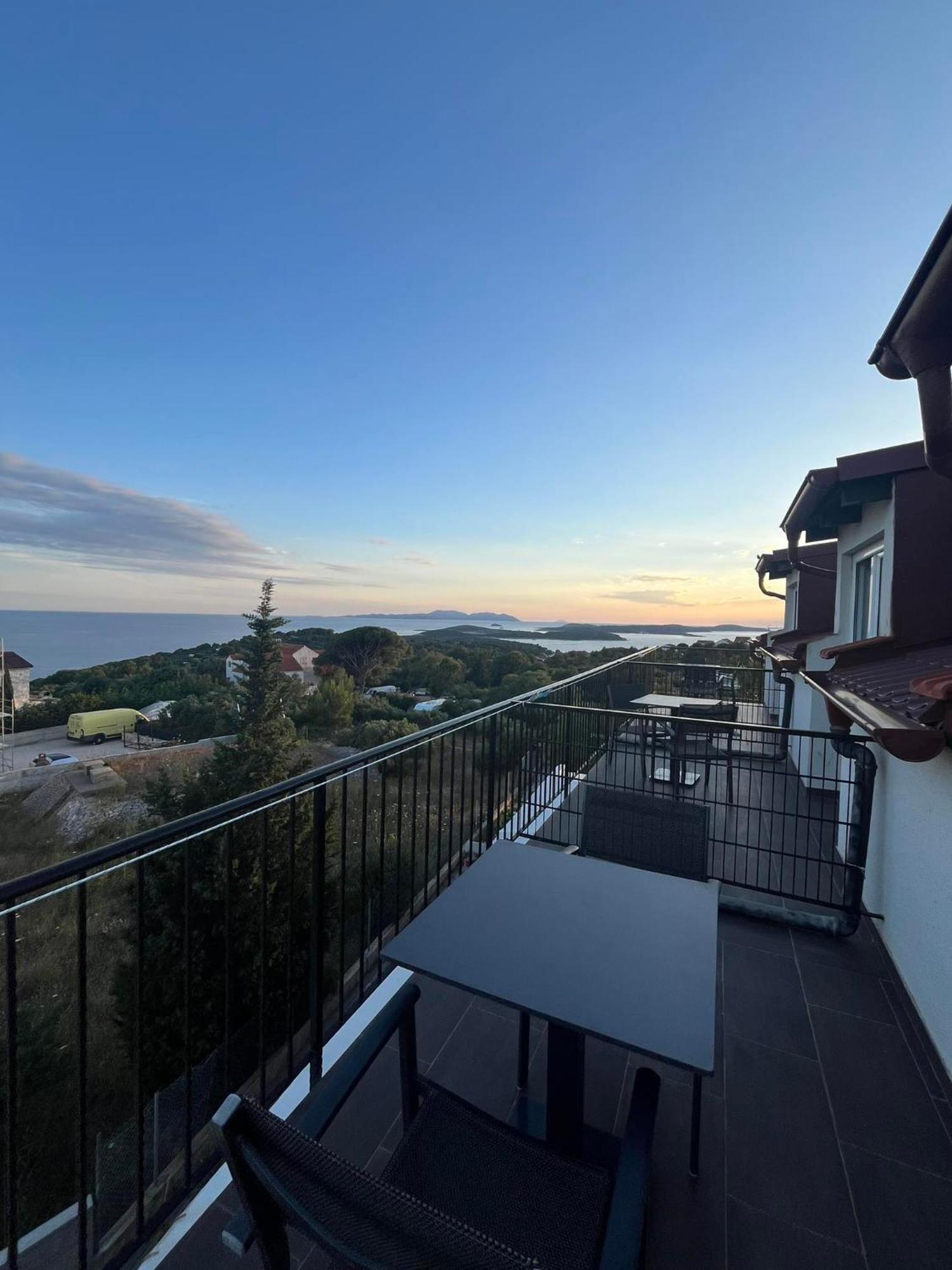 Double Room Balcony Sea View Attic