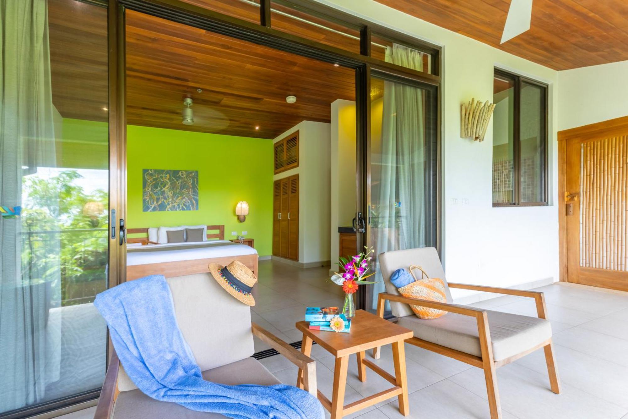 Jungle Suite One King Bed