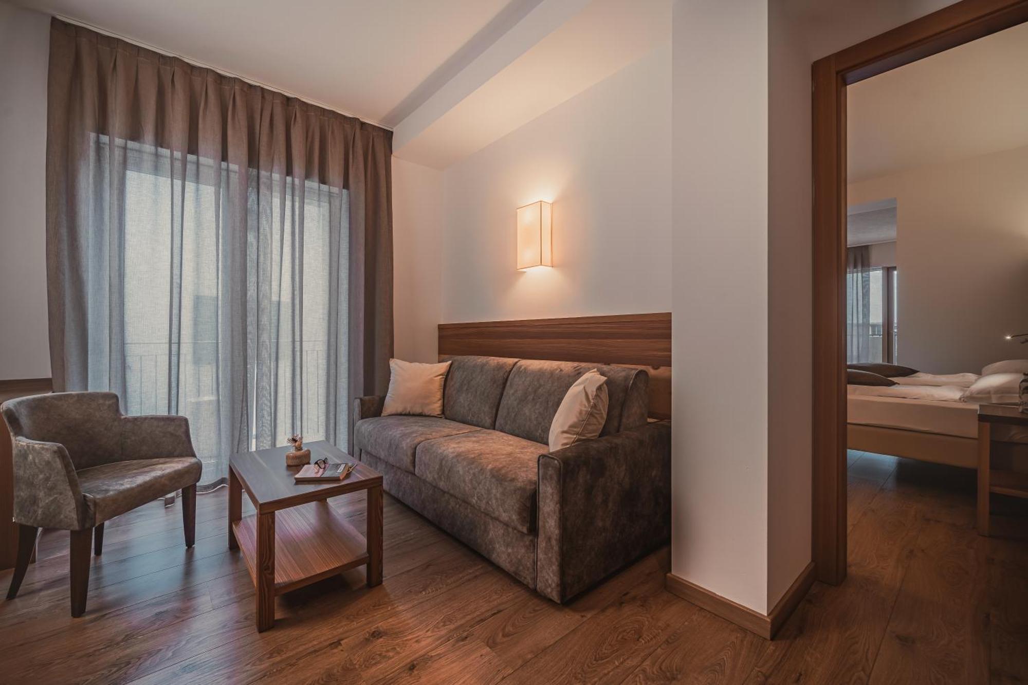 Deluxe Junior Suite