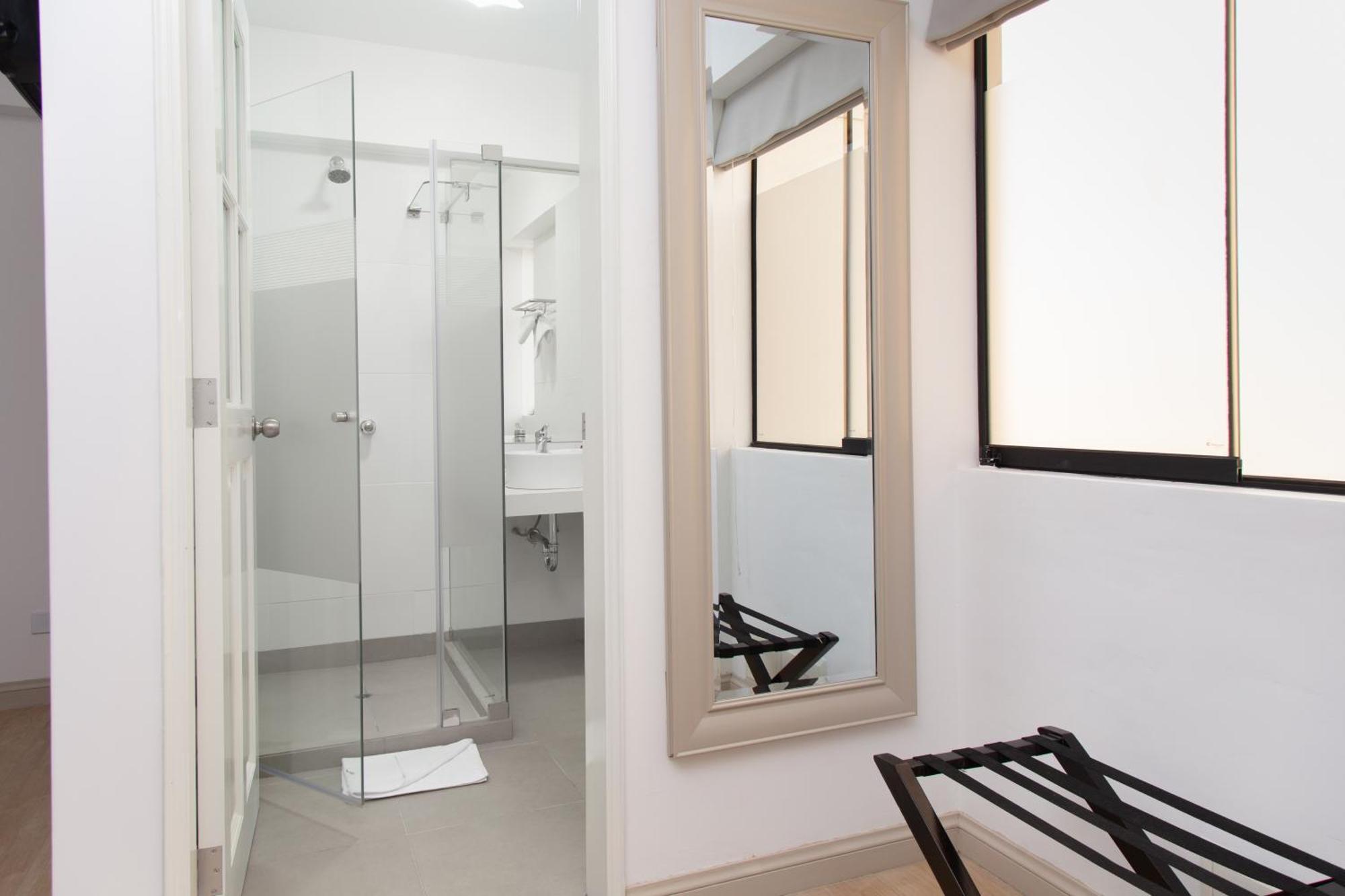 Habitación Triple con baño privado
