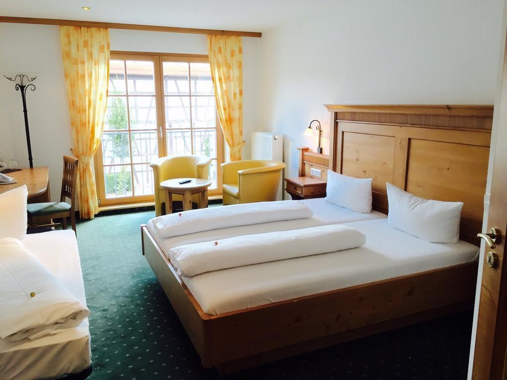 Dreibettzimmer