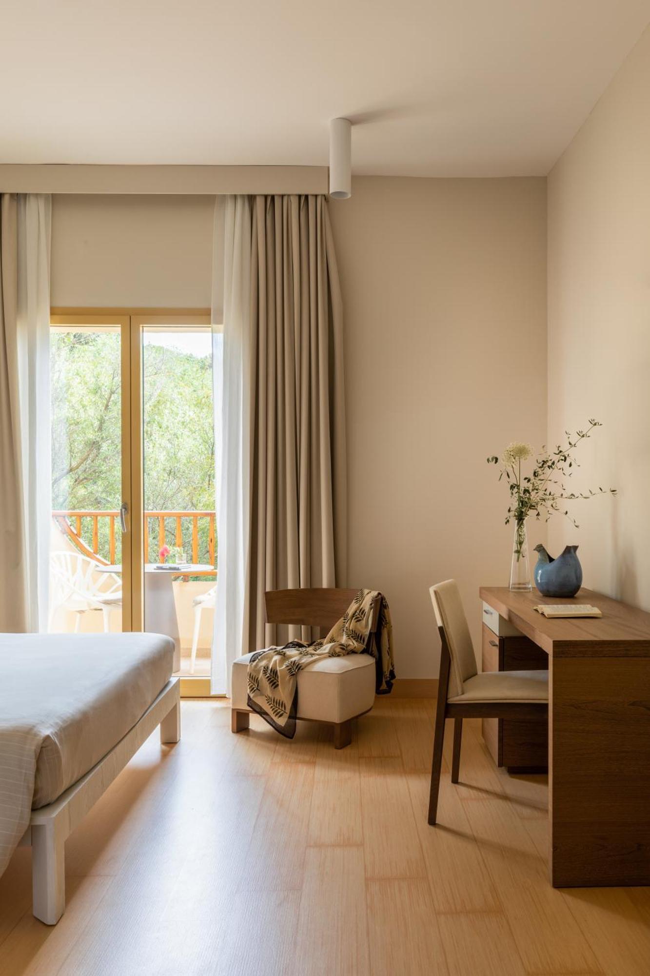 Double Room Garden View
