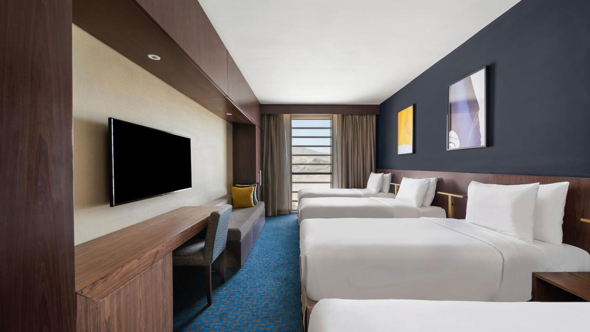 Deluxe Quadruple Room Smoking