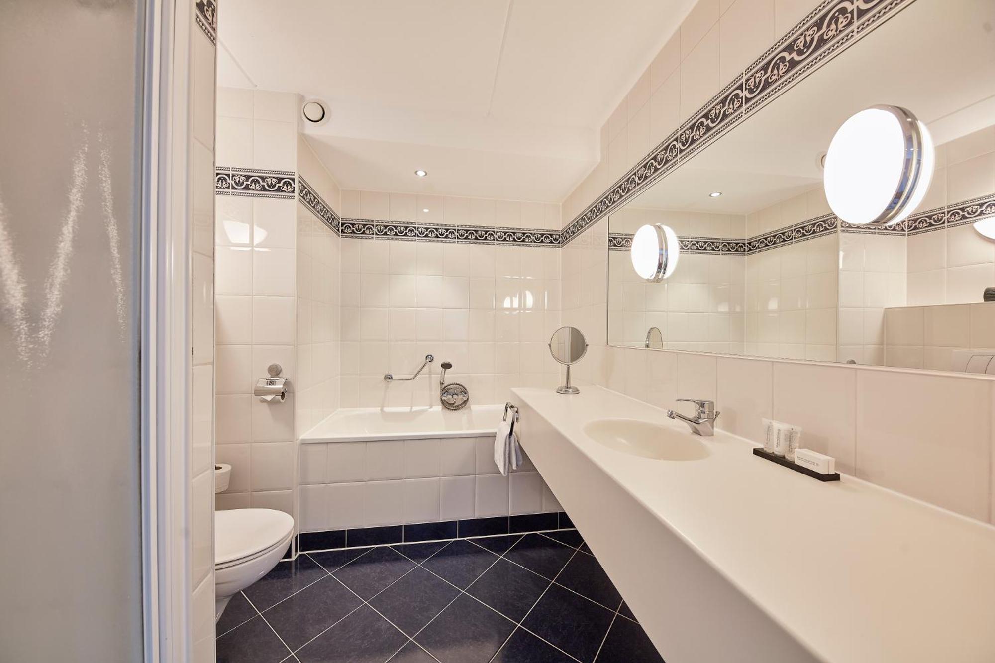Deluxe Double or Twin Room with View
