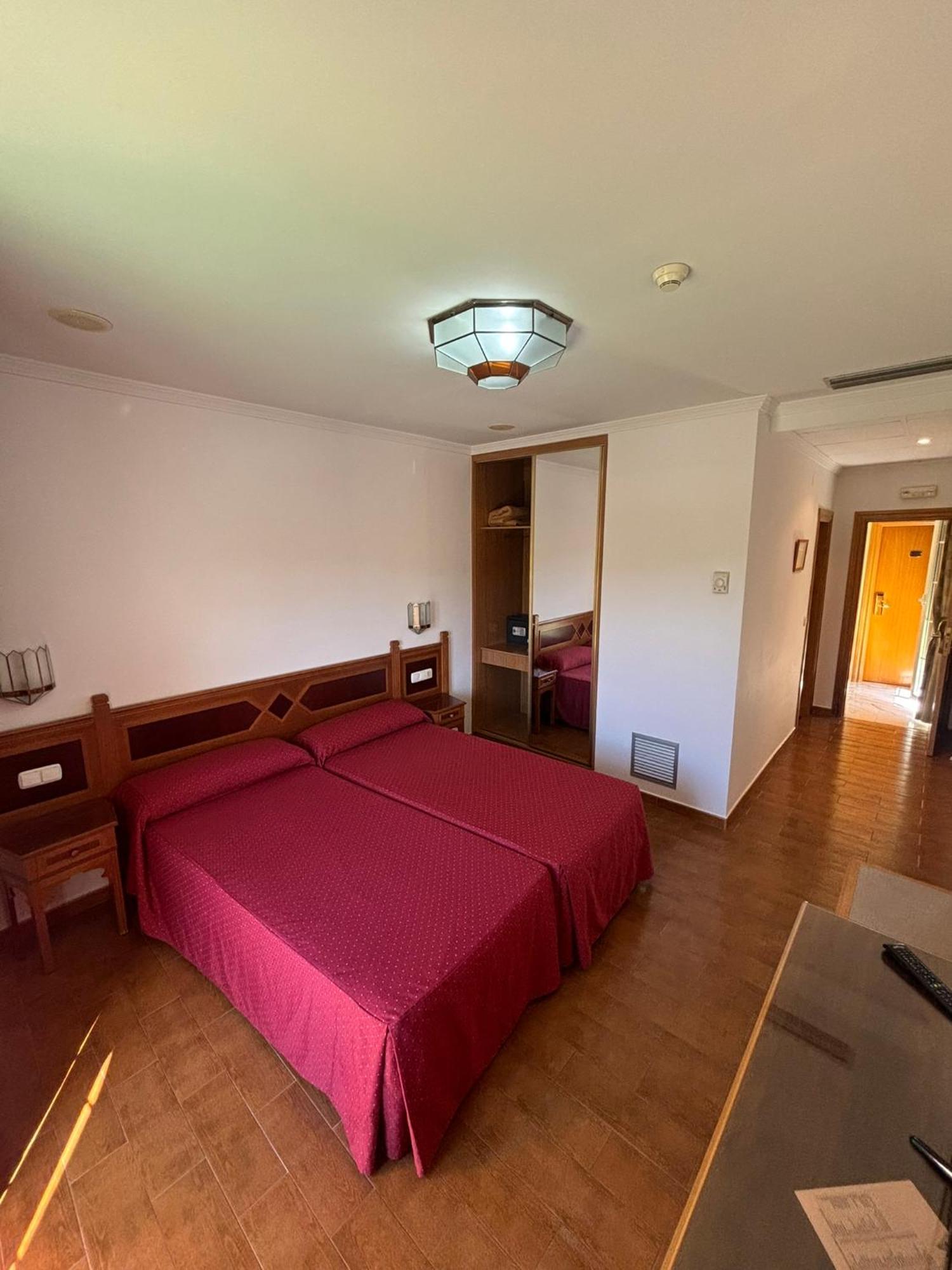 Double Room Private Bathroom