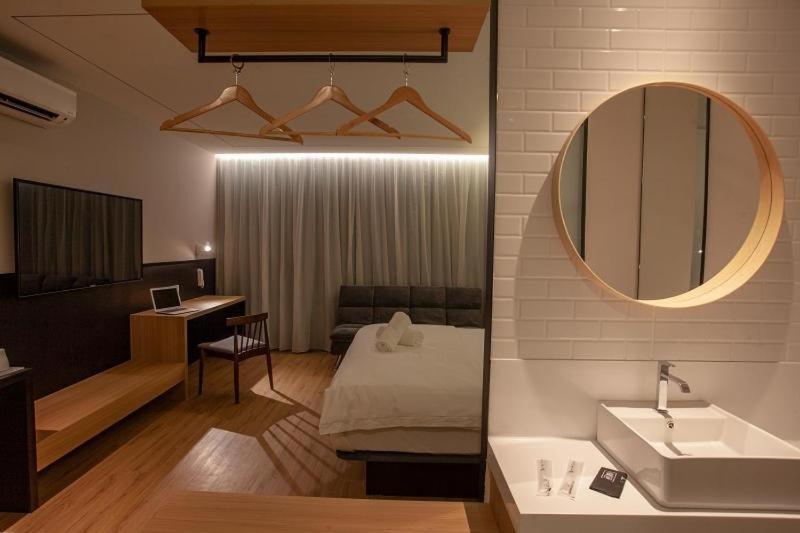 Standard Suite