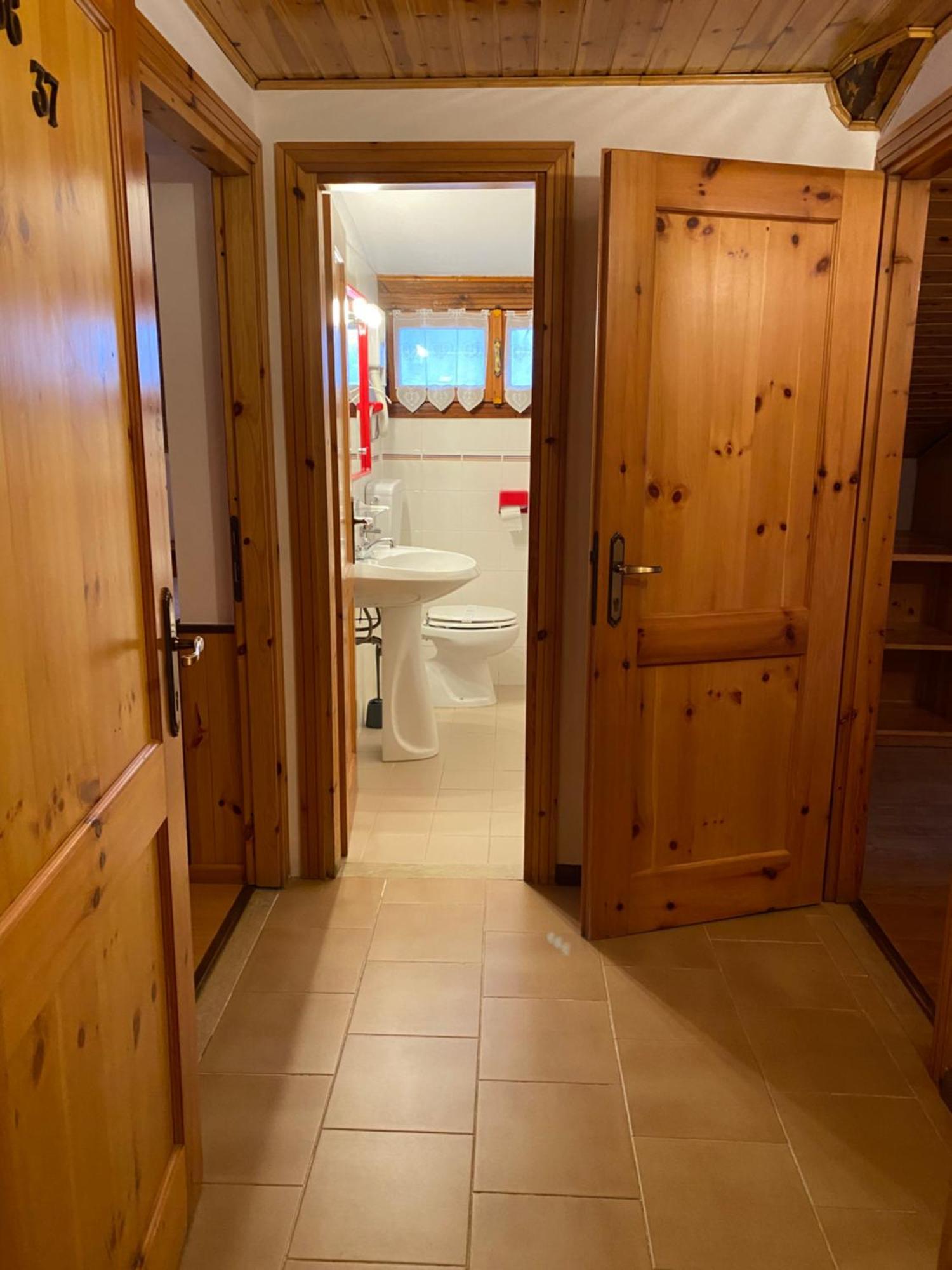 Two Connecting Double Rooms