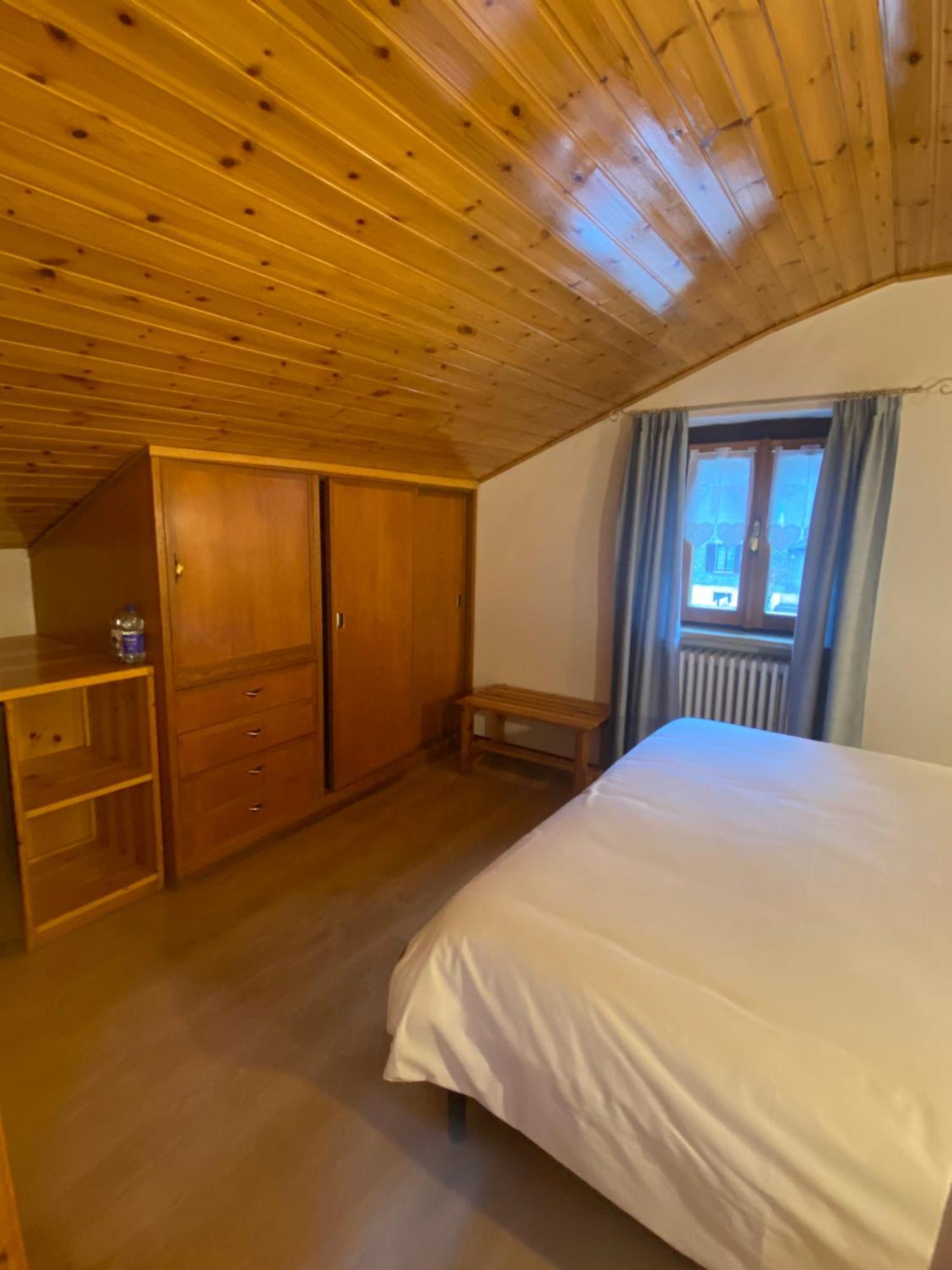 Two Connecting Double Rooms