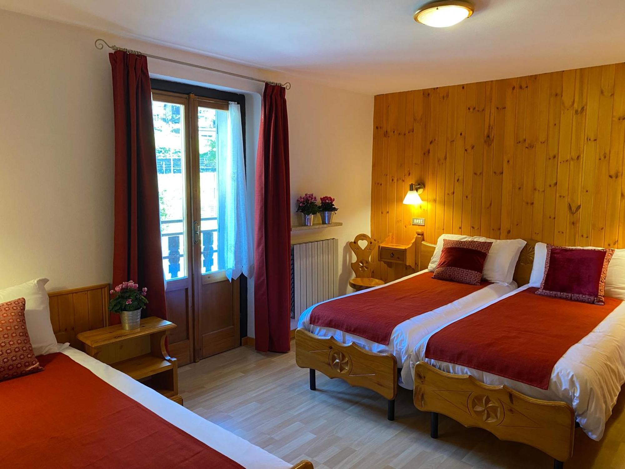 Triple Room