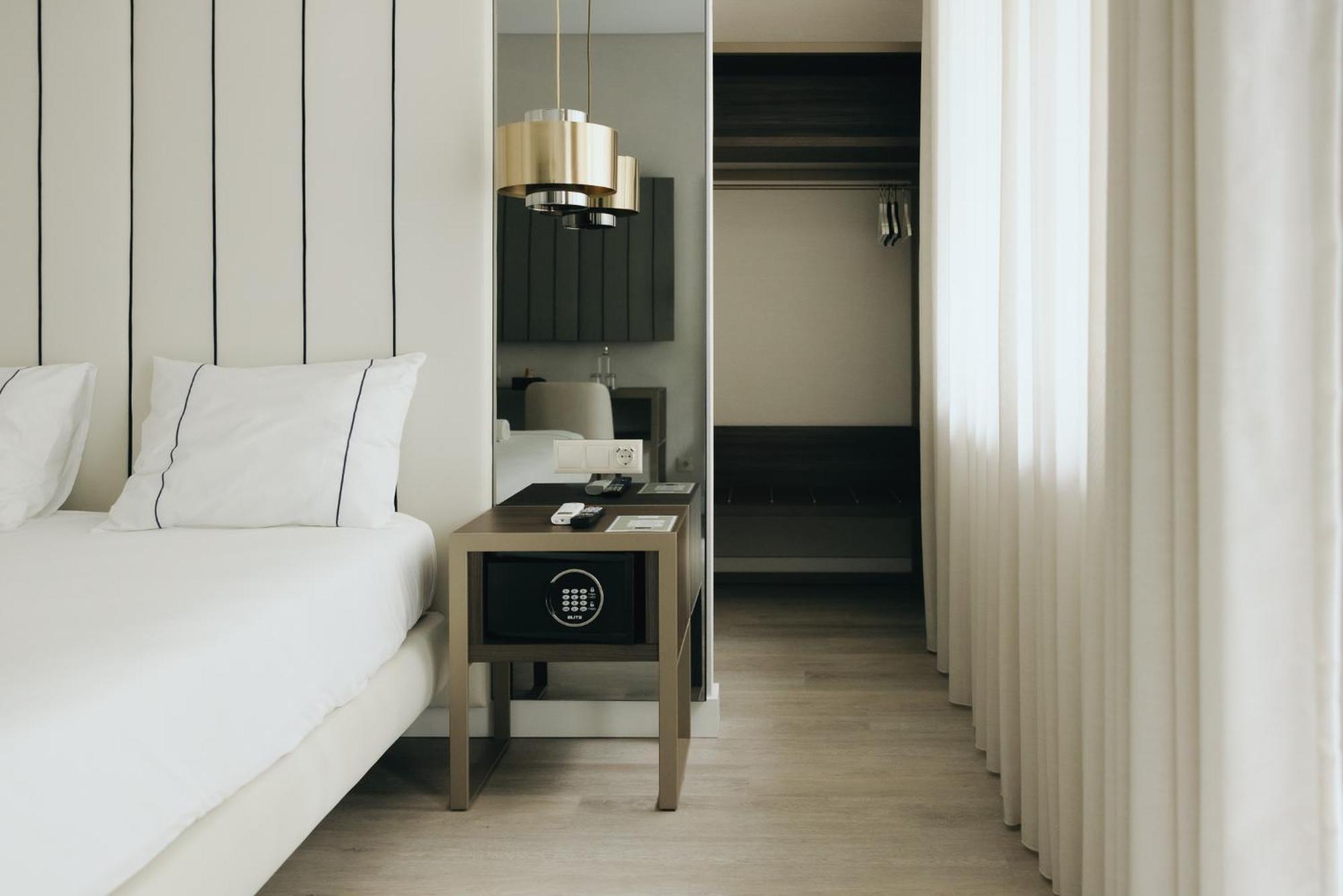 Executive Double or Twin Room,1625481517:JPEG