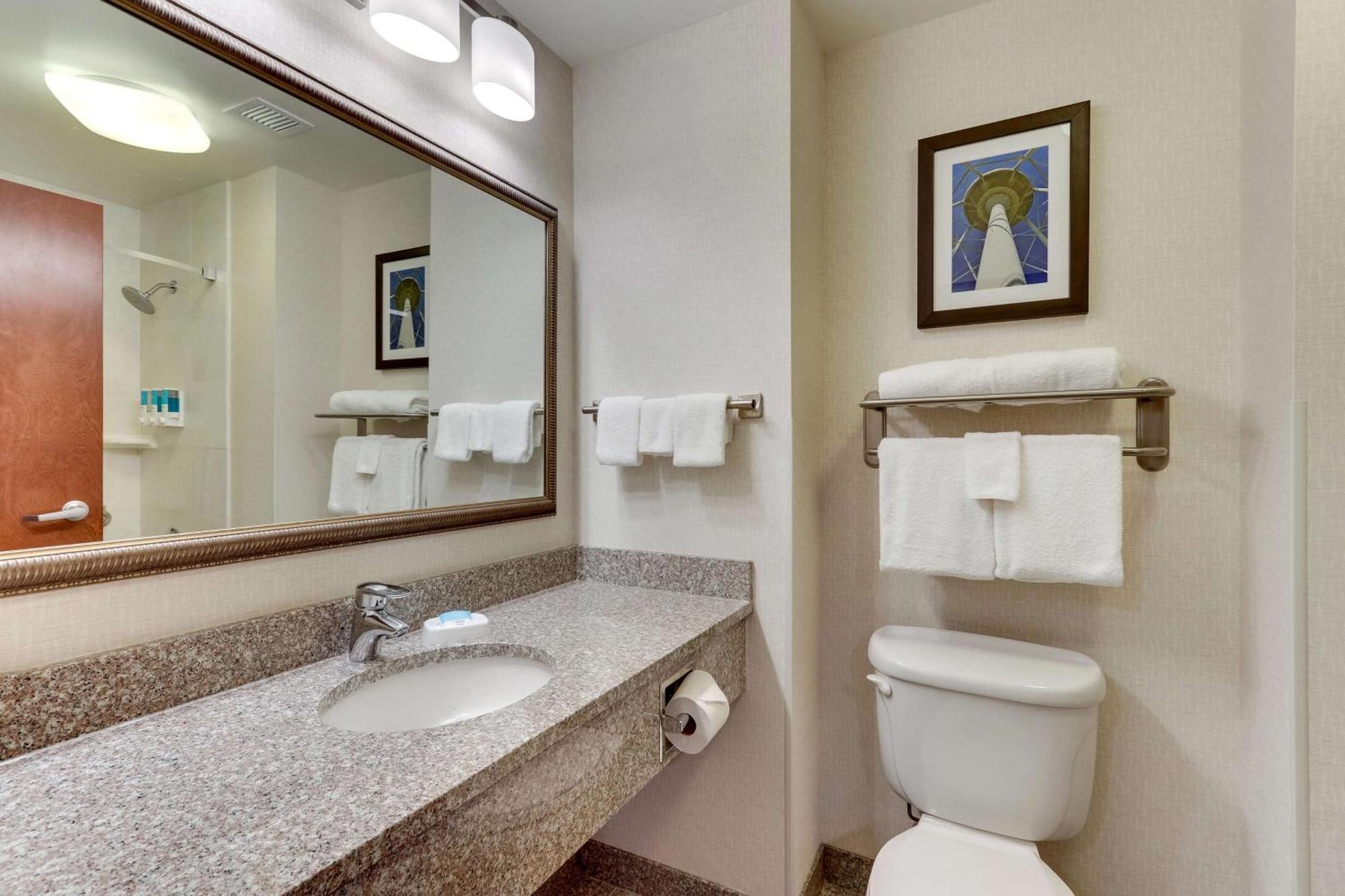 Superior King Suite
