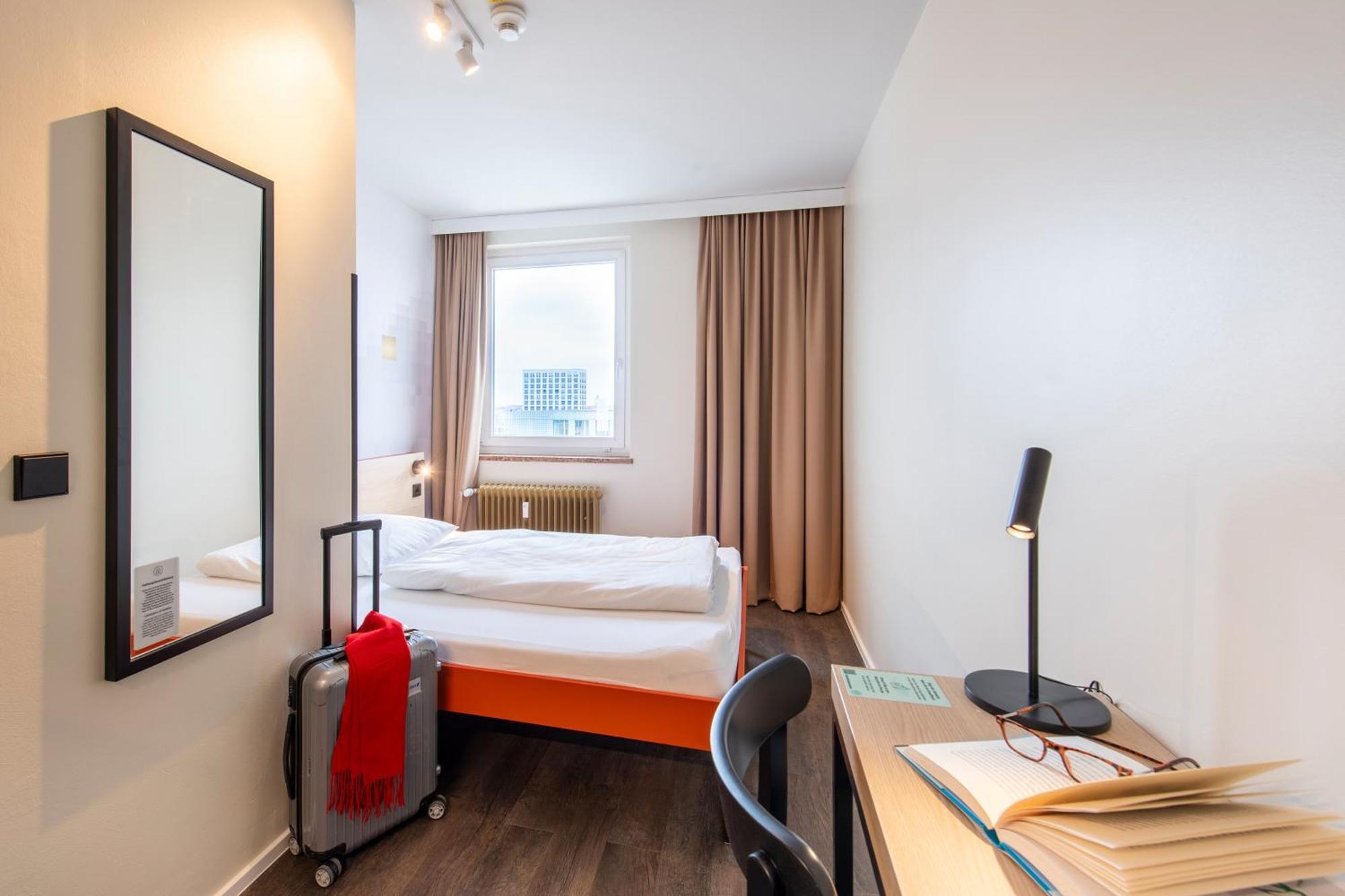 Single Room,1627203952:JPEG