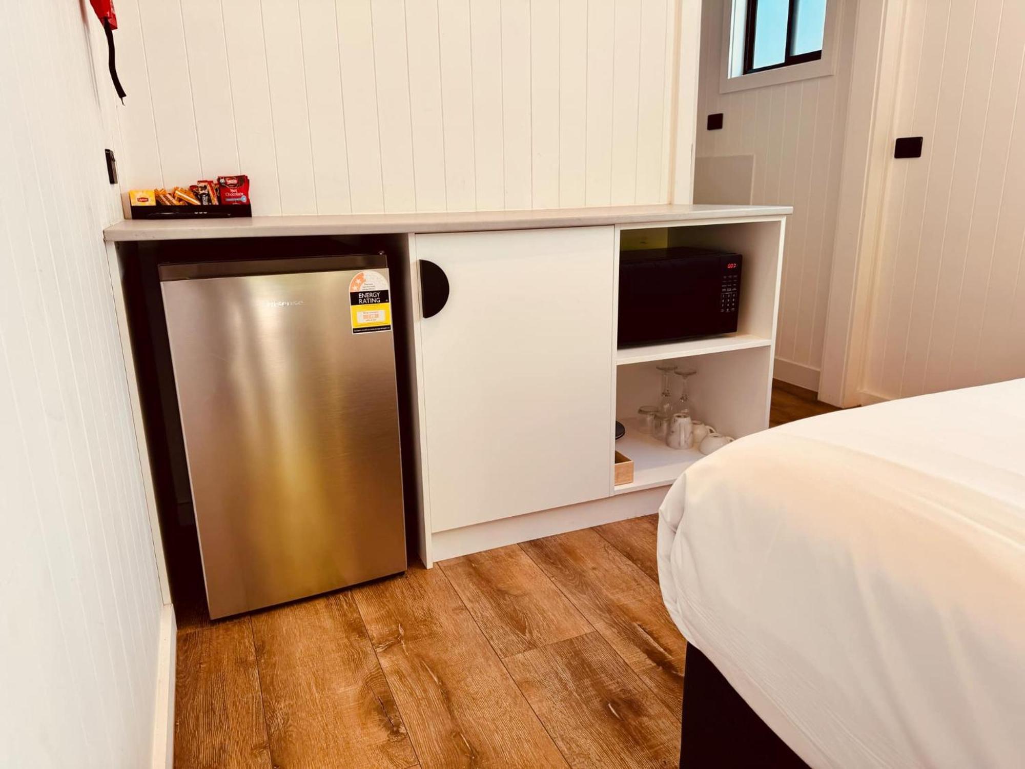 Twin Cabin