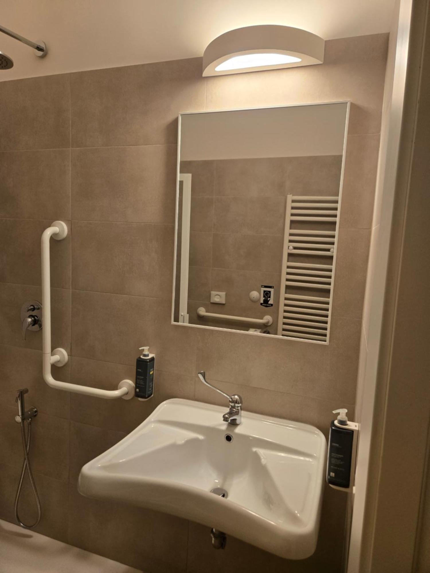 Habitación Doble adaptada para personas con discapacidad - 1 o 2 camas