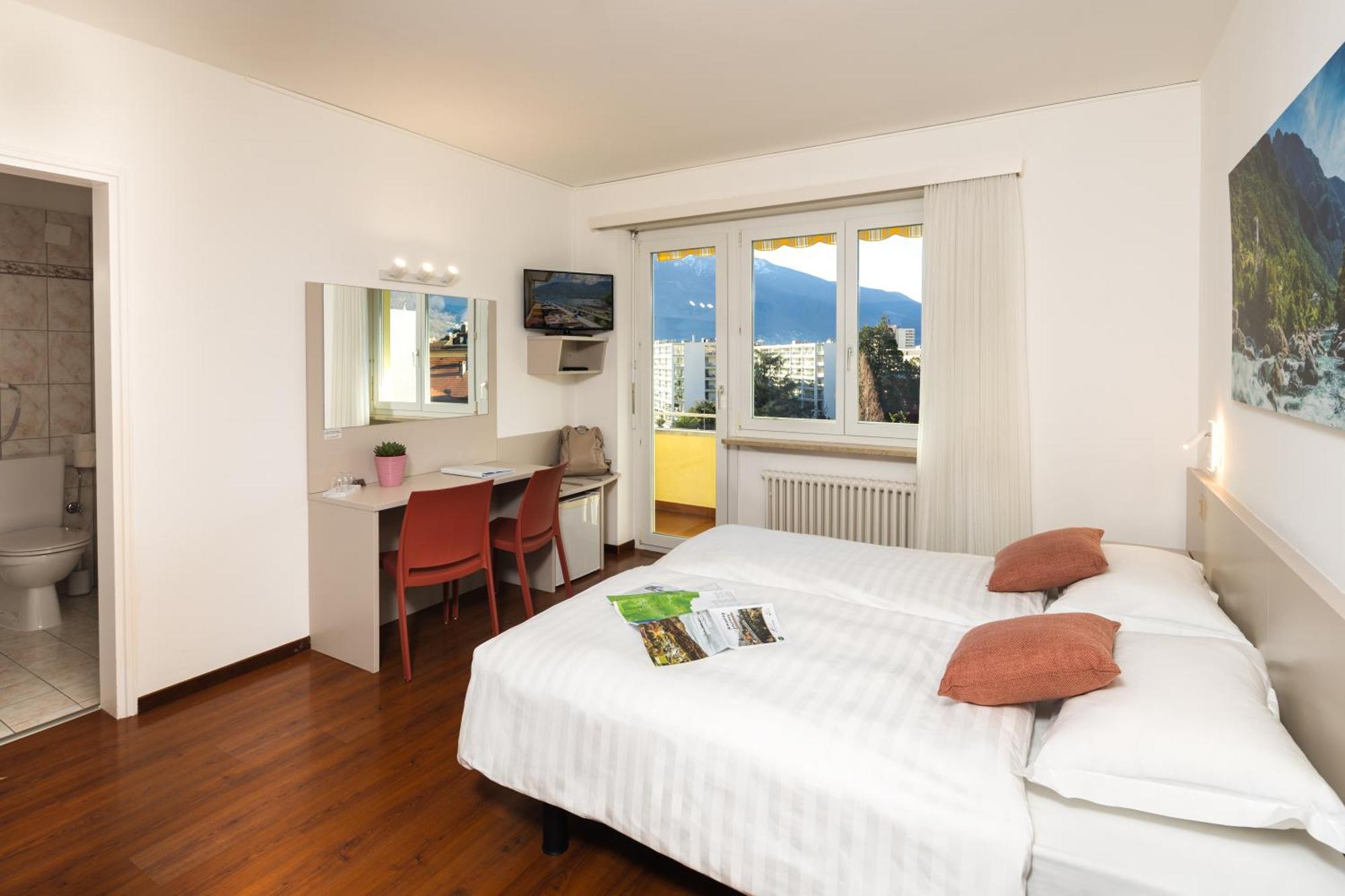 Comfort Double Room Balcony Lake Side