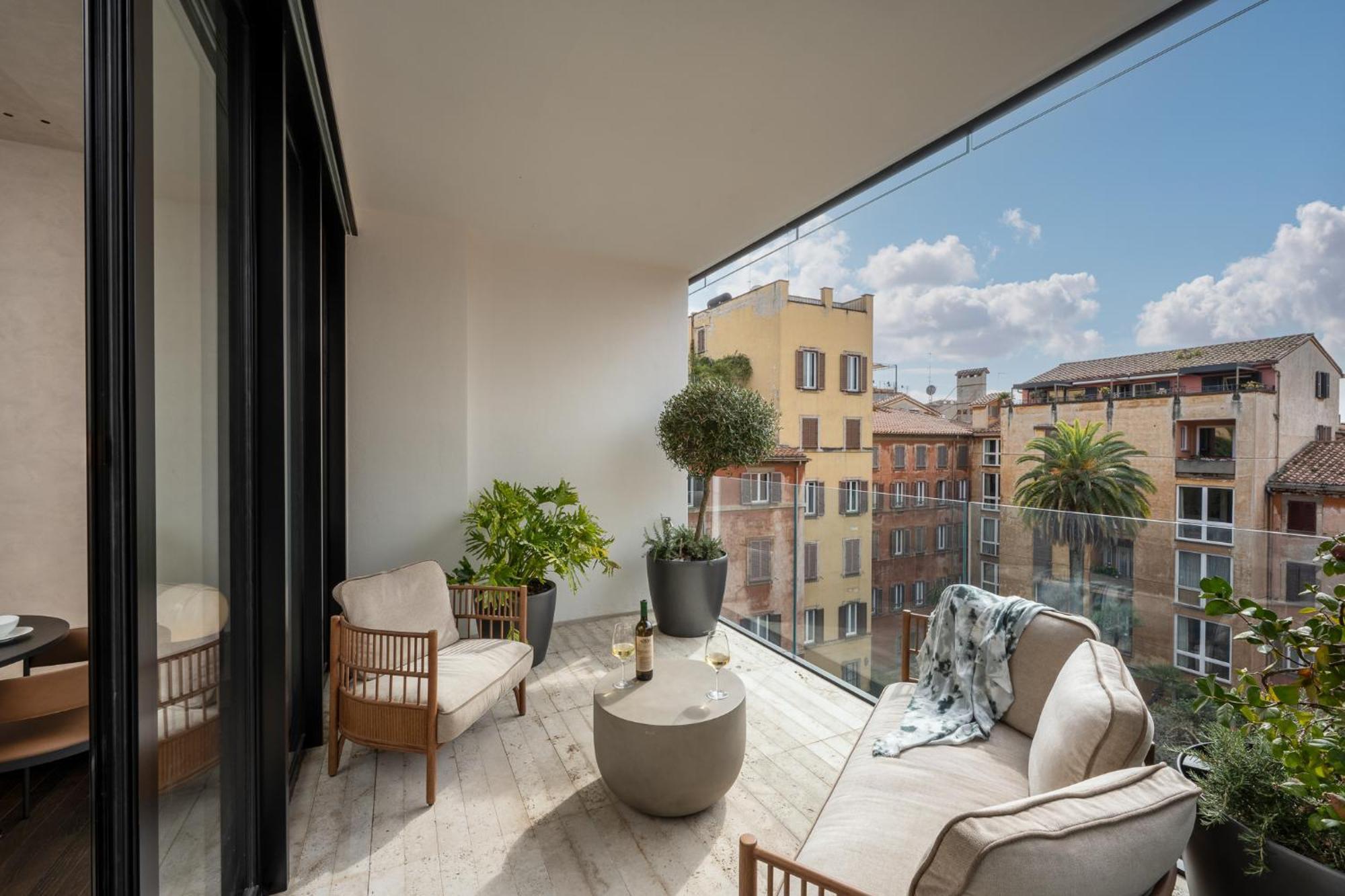 One Bedroom Apartment Big Terrace