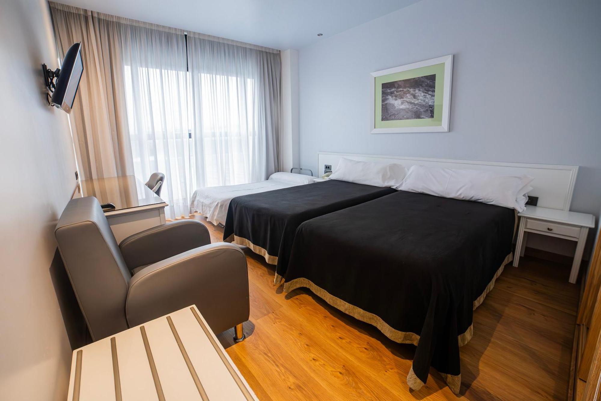 Double or Twin Room Extra Bed