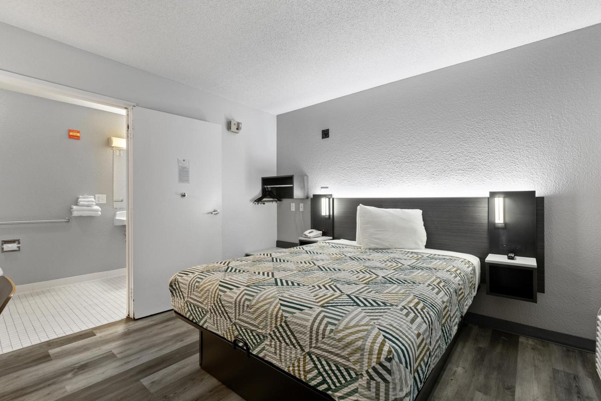 Double Room Disability Access Roll Shower