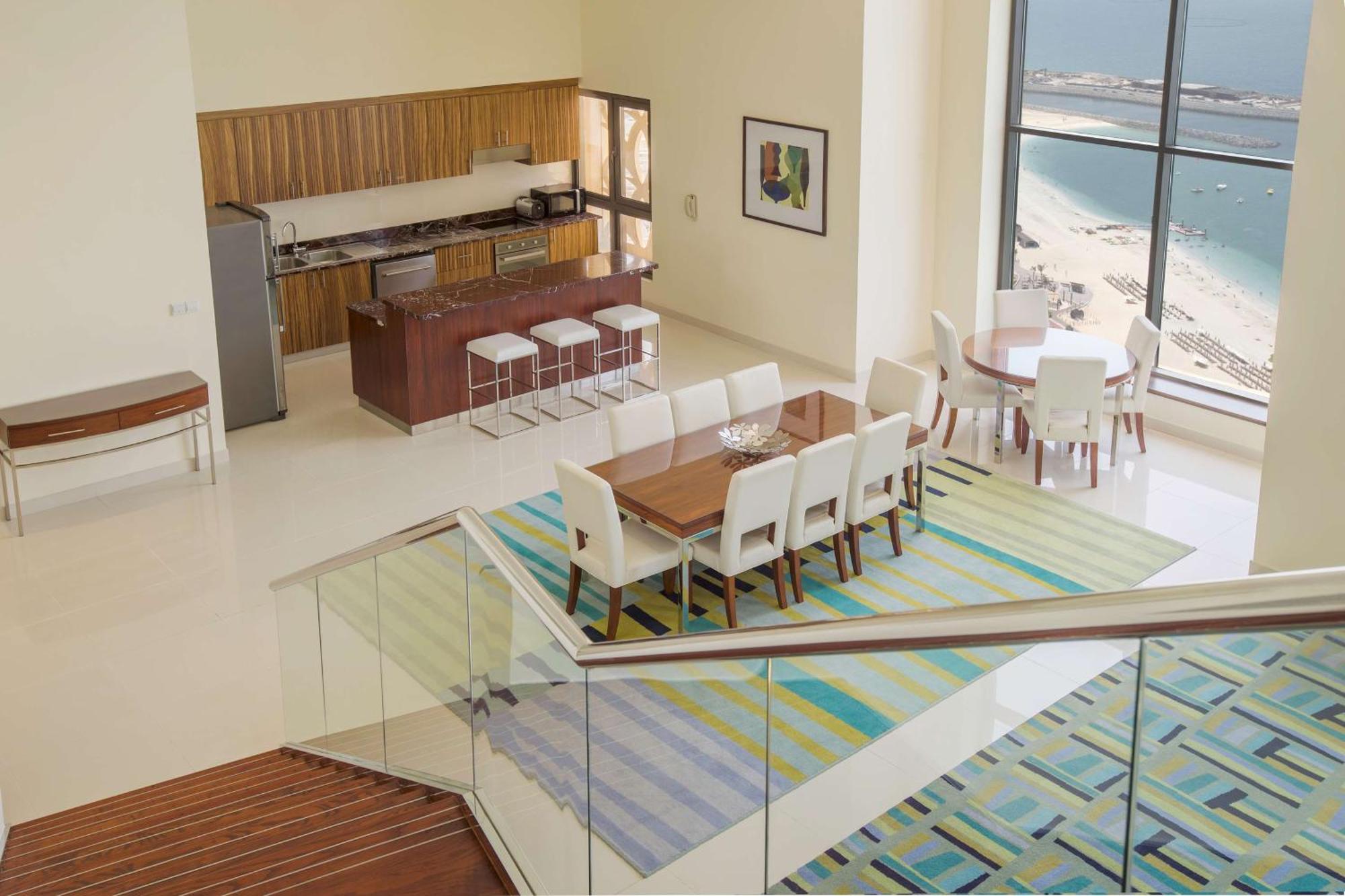 Suite King Dúplex com Vista Mar