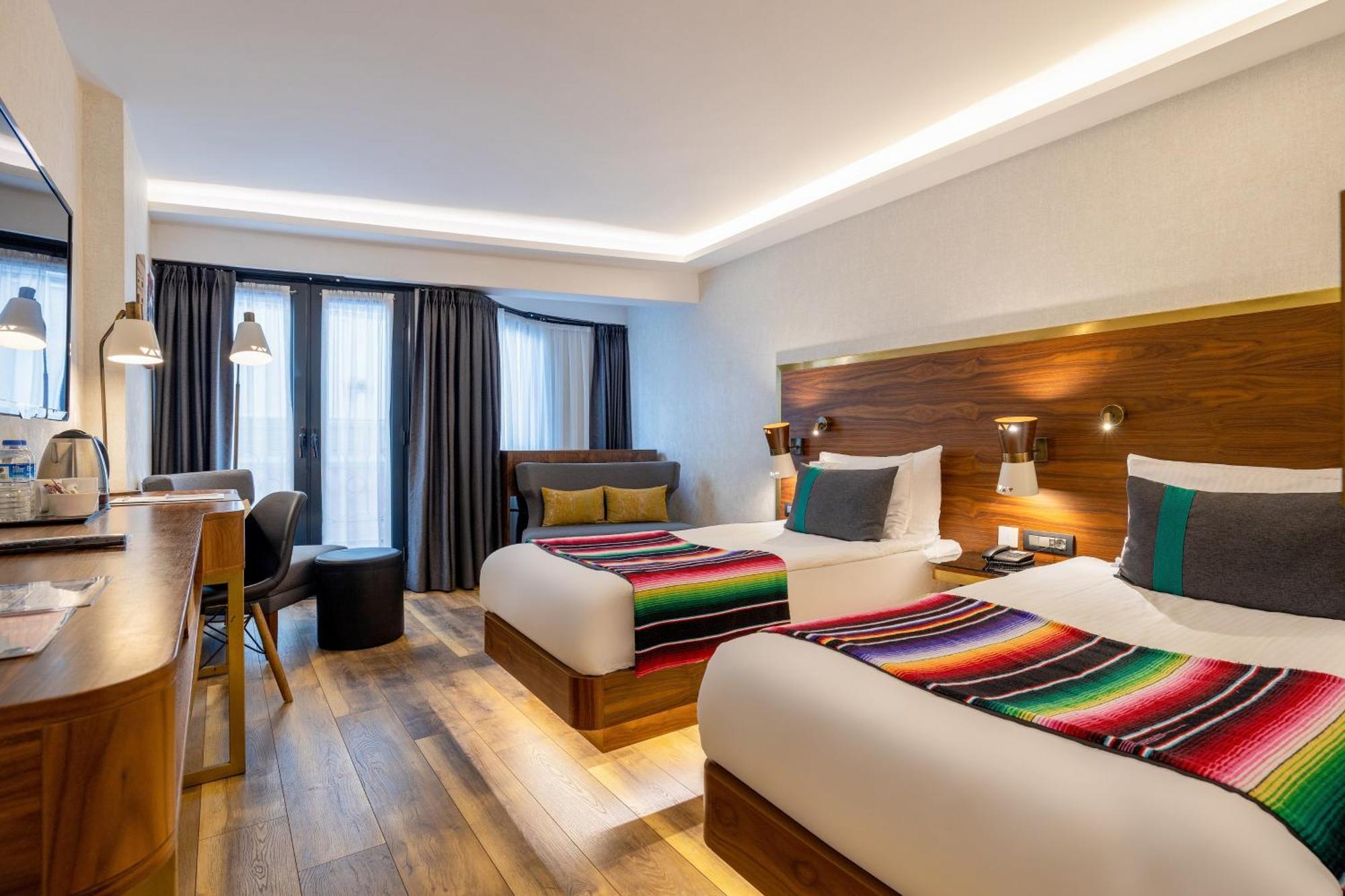 Deluxe Twin Room