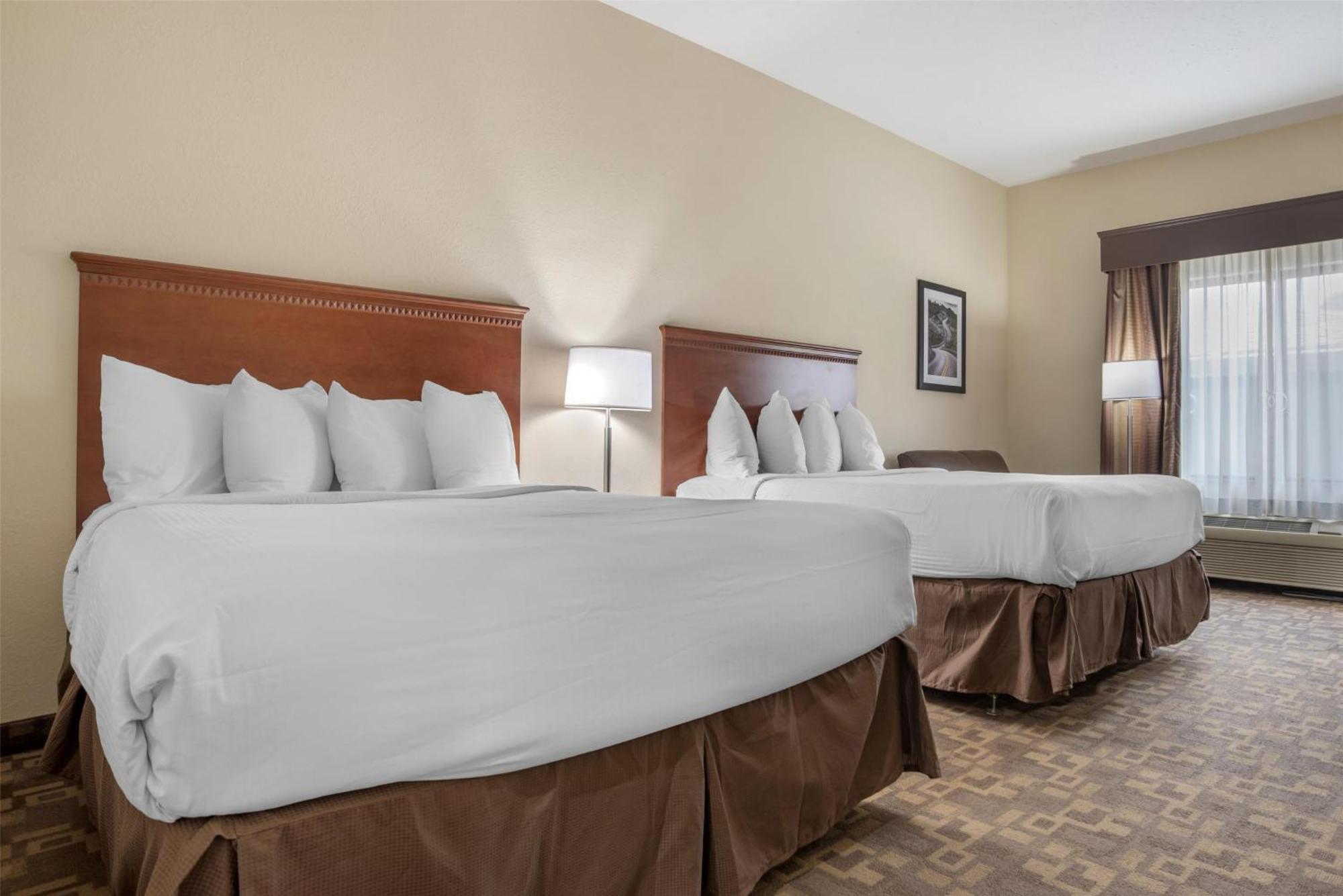 Queen Room Two Queen Beds Sofa Bed
