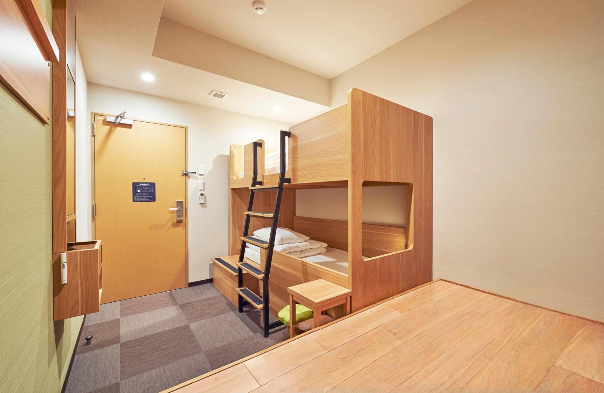 Quadruple Room B Non-Smoking