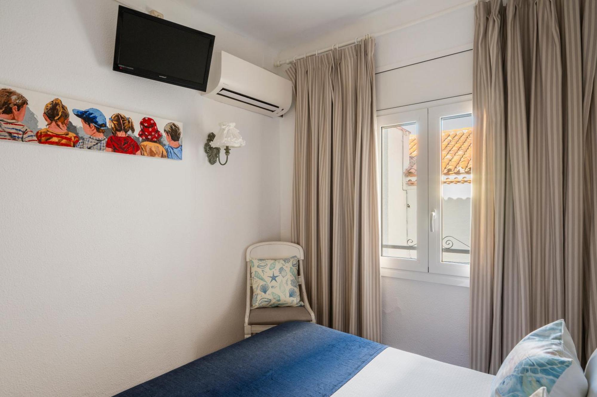 Economy Double or Twin Room