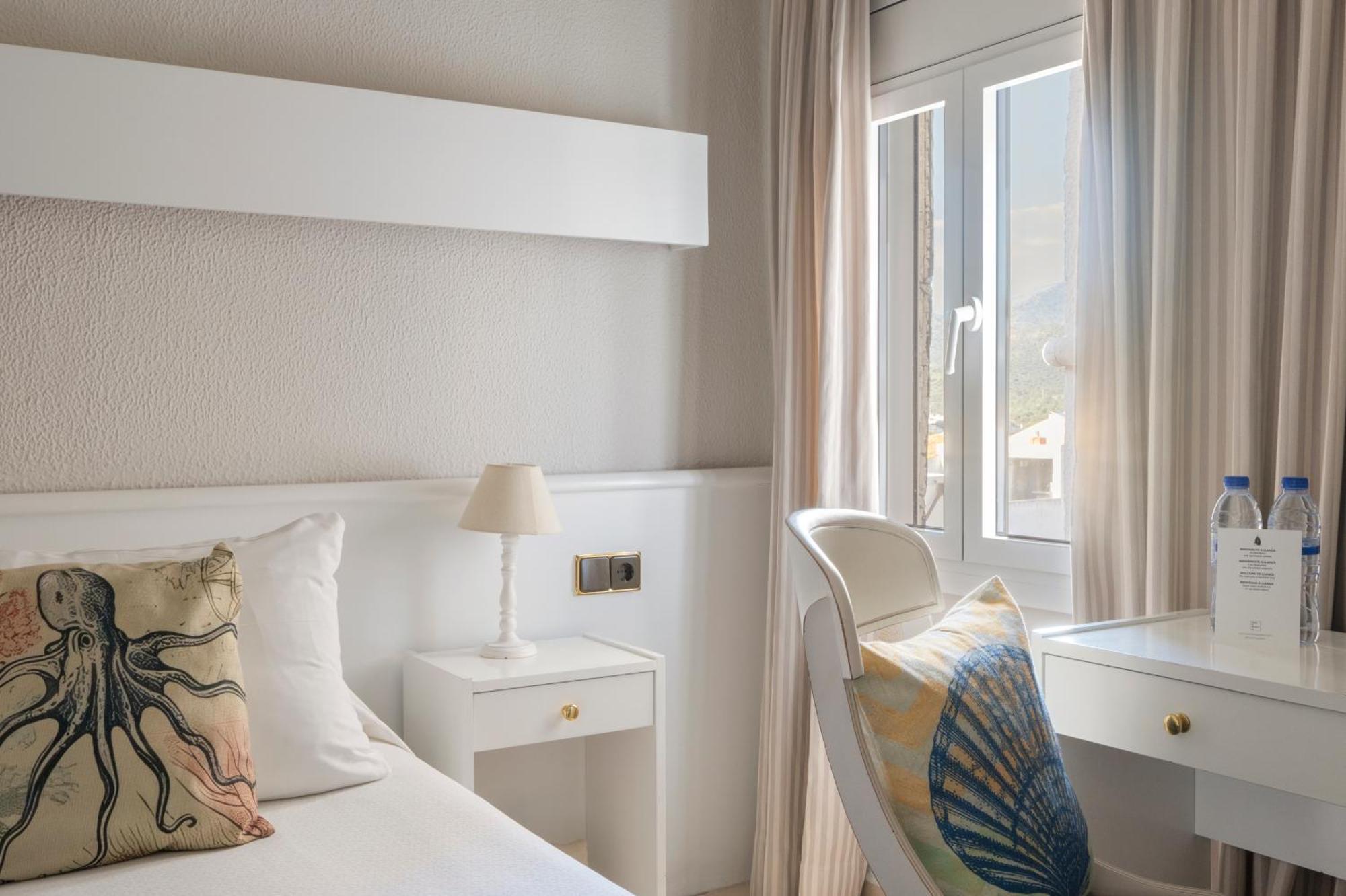 Economy Double or Twin Room
