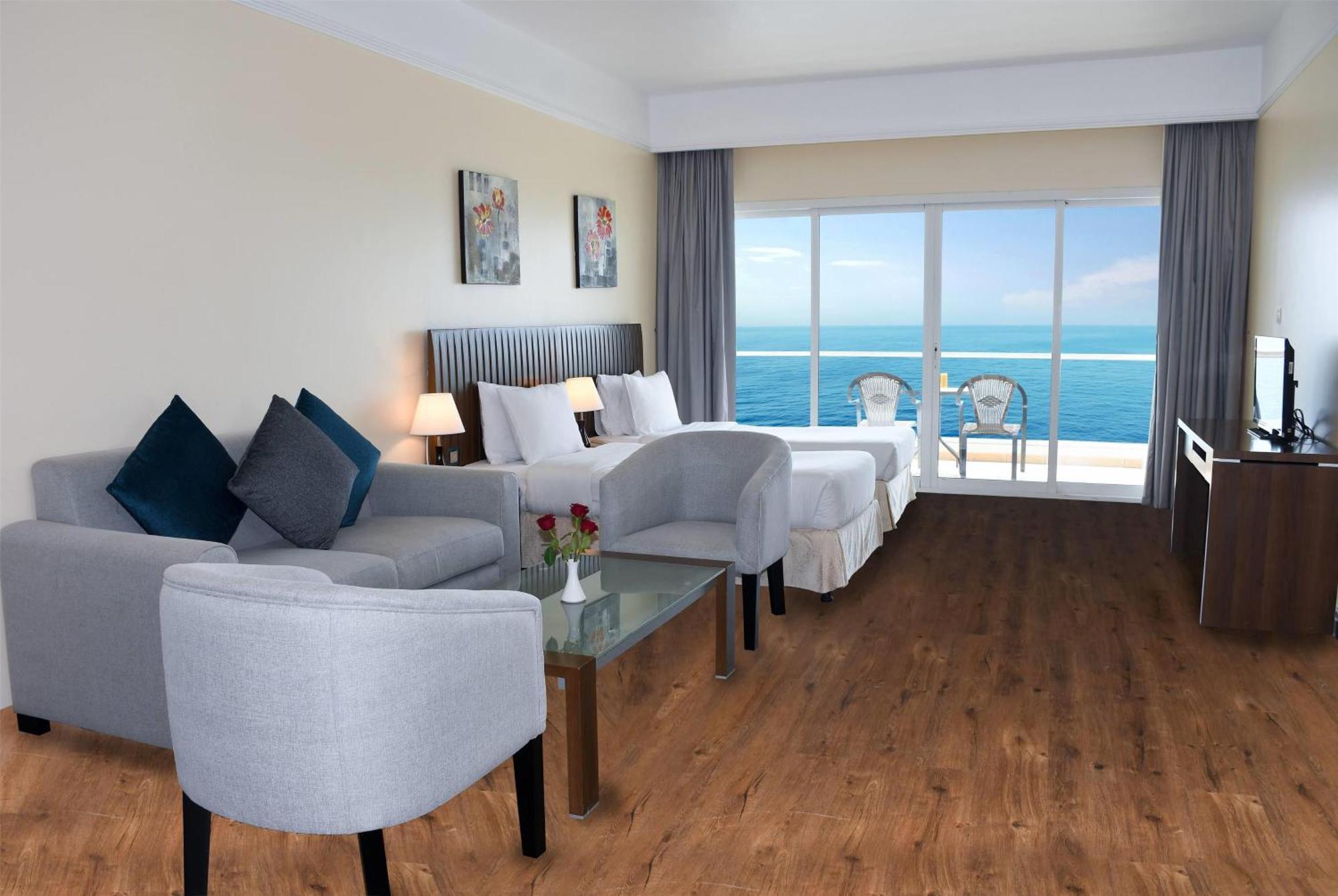 Deluxe Room Sea View Twin Bed Smoking